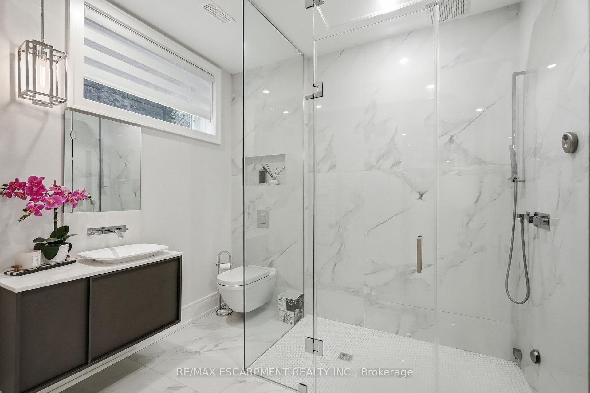 1544 Lochlin Trail photo 45