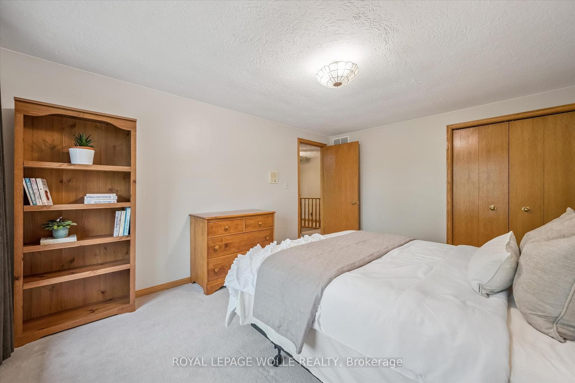 82 Corfield Drive photo 25