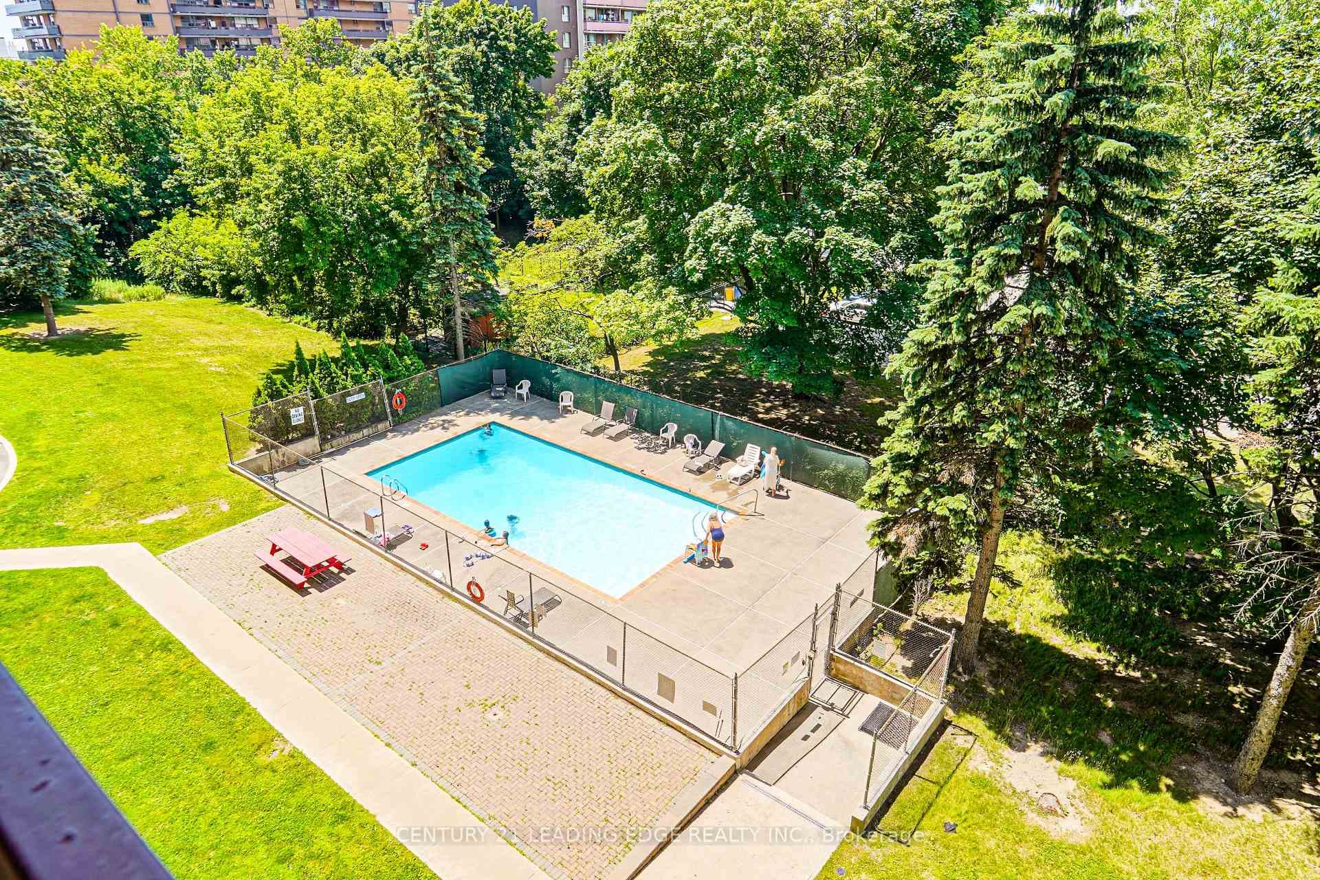 90 Ling Road Unit 508 photo 40