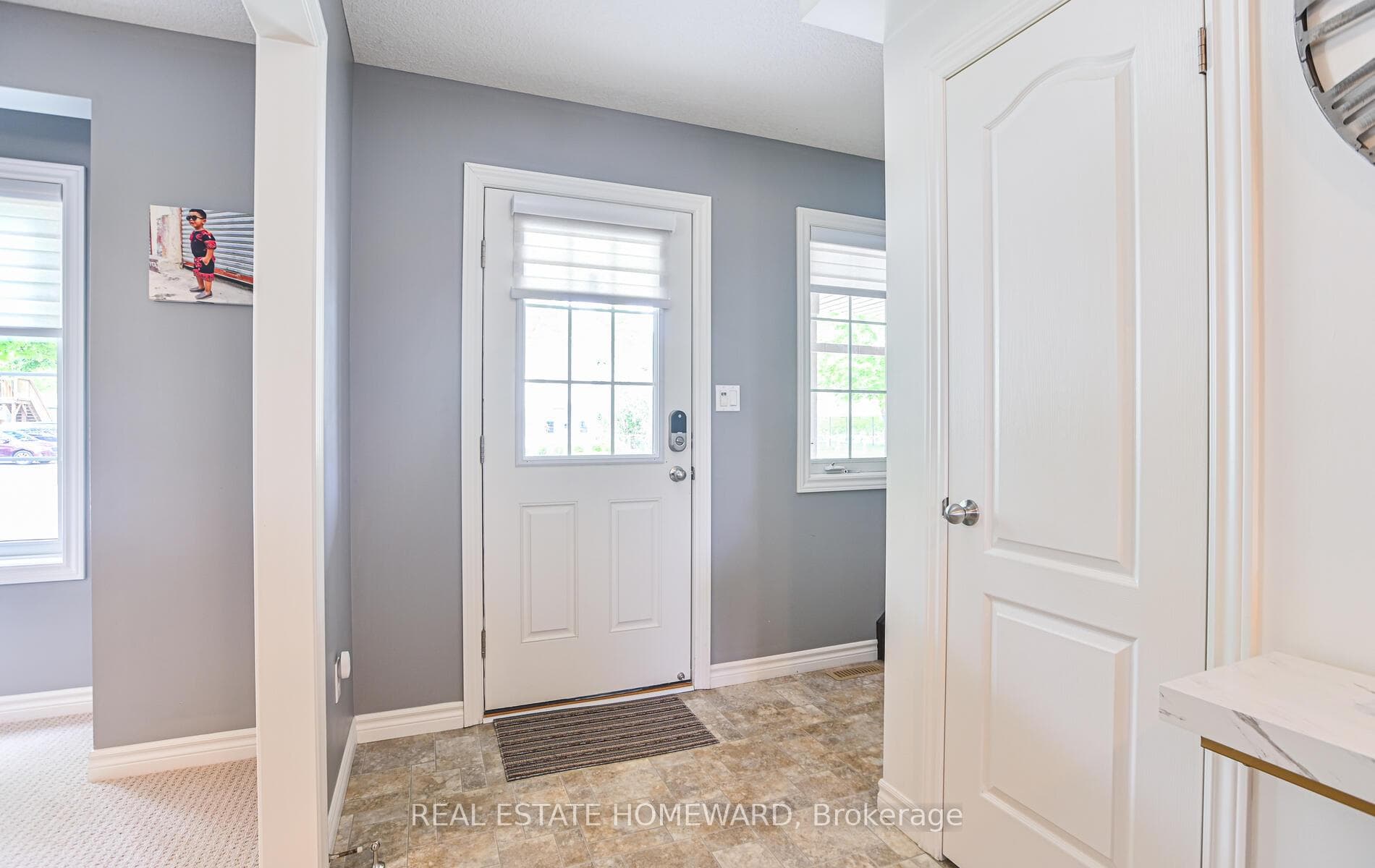 227 John Street photo 4