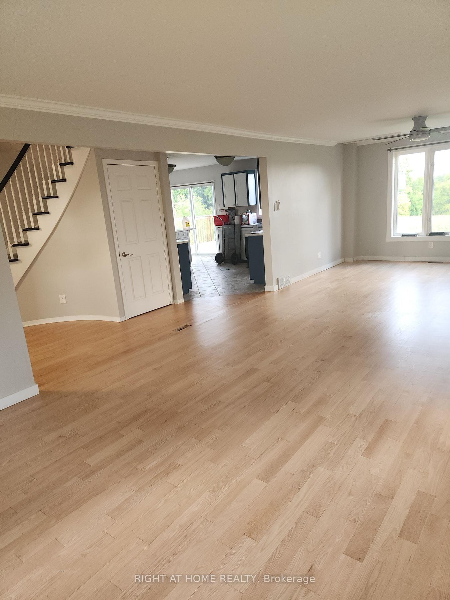 4157 Viewbank Road photo 2