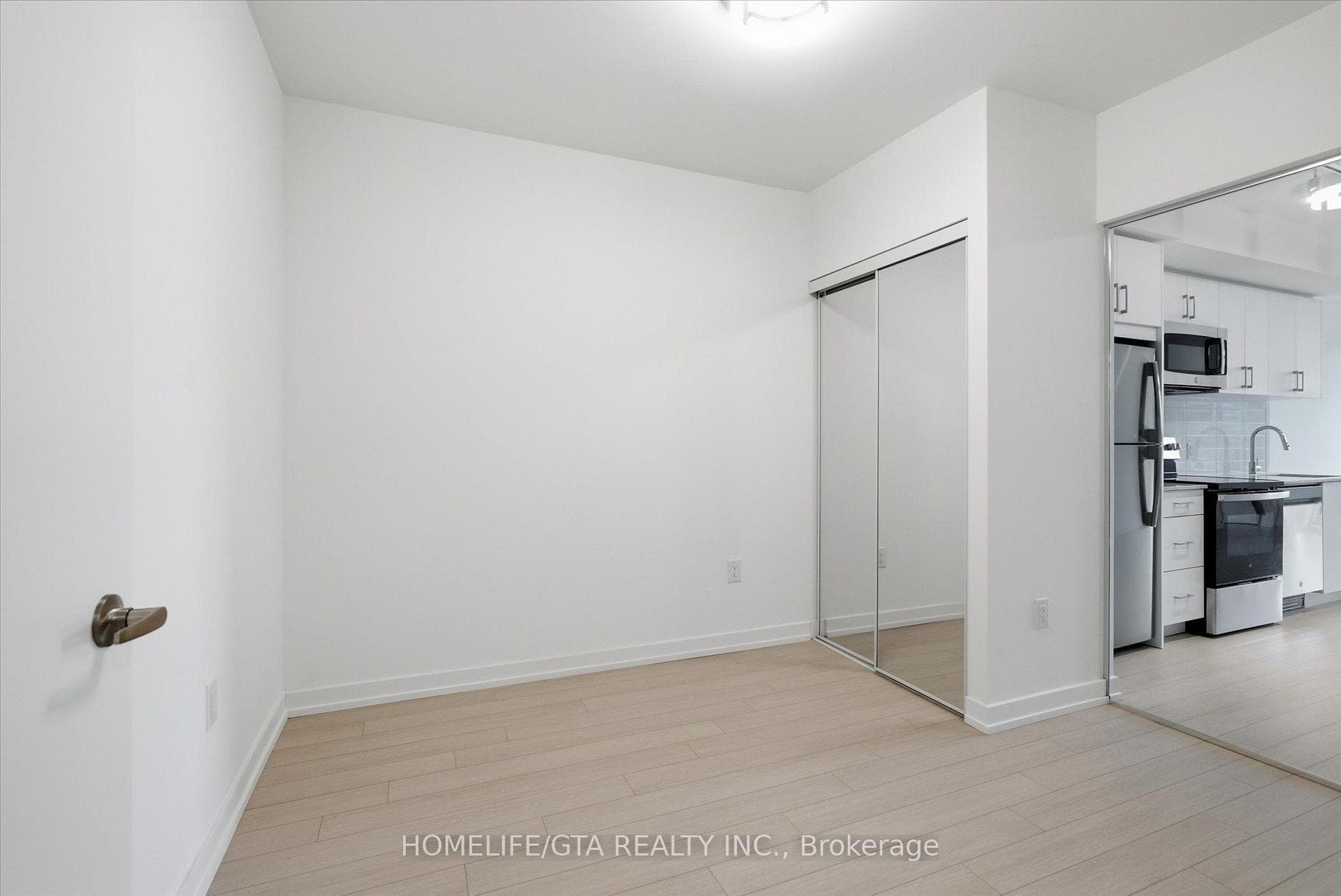 4010 Eglinton Avenue Unit 610 photo 26