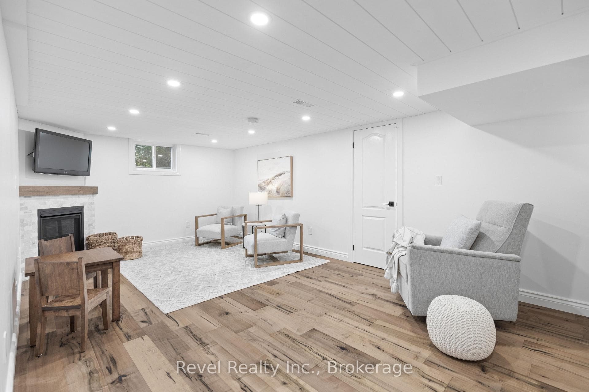 336 Meadow Street photo 31