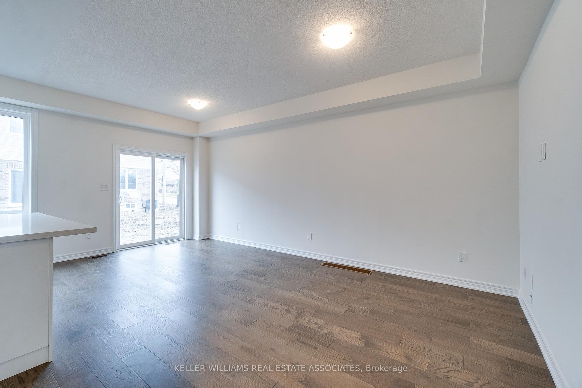 6 Jellicoe Court photo 17