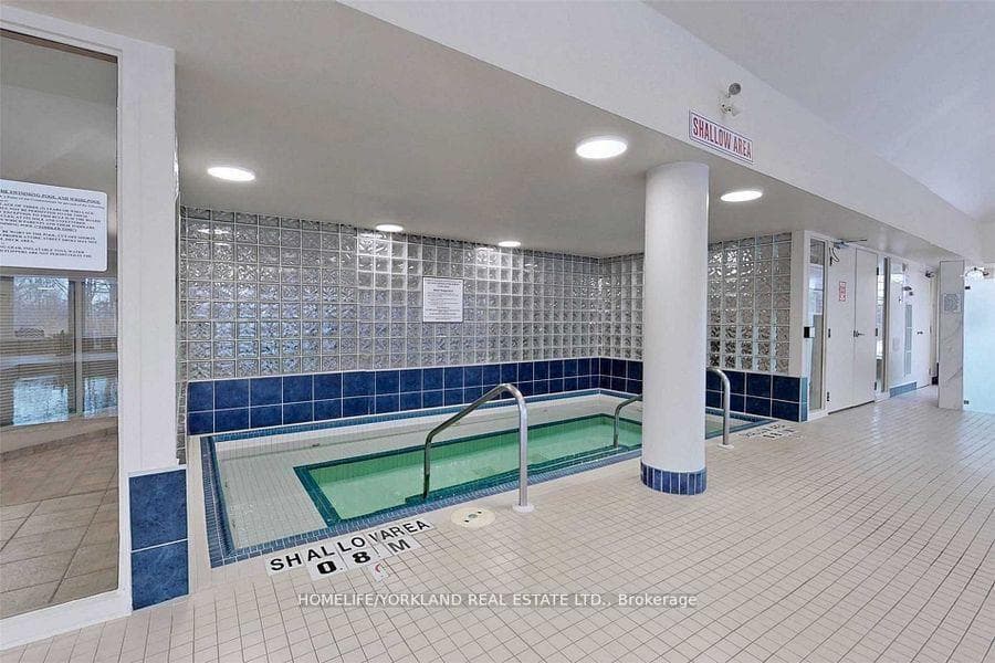 5 Concorde Place Unit 2705 photo 28