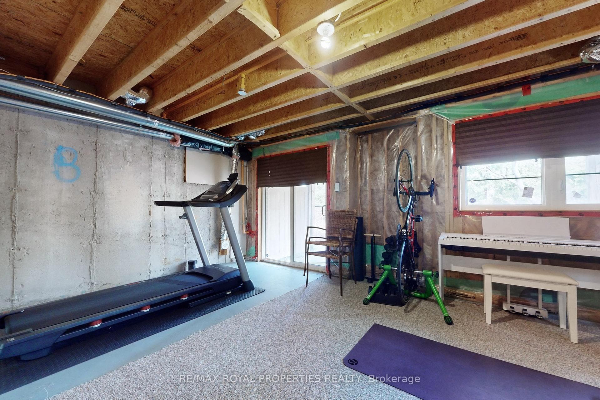 1331 Major Mackenzie Drive Unit 119 photo 35