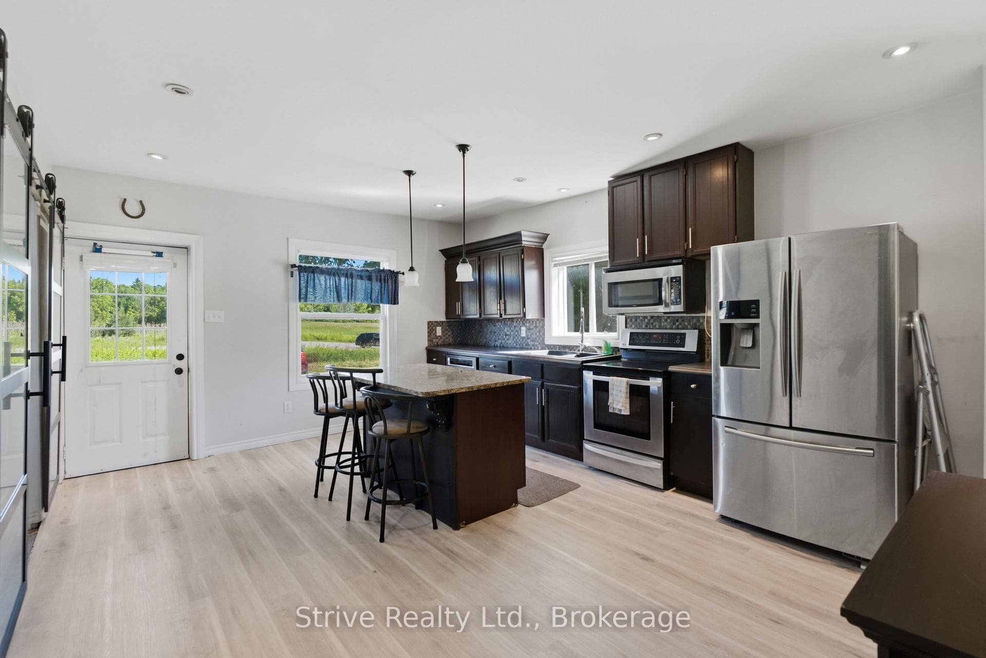 116 Concession Street photo 4