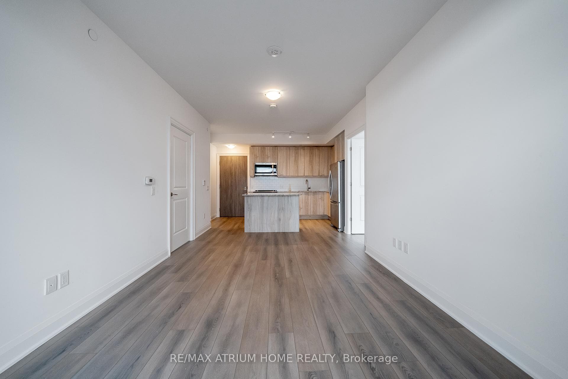 10 Gatineau Drive Unit 1004 photo 9