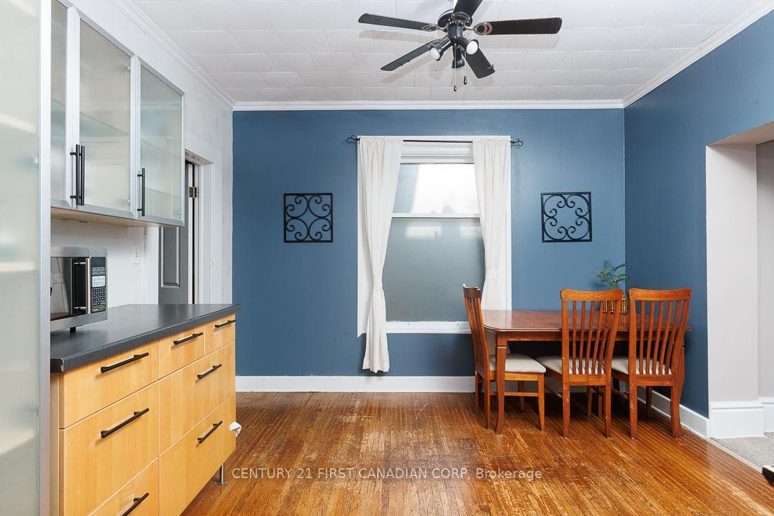 52 Myrtle Street photo 16