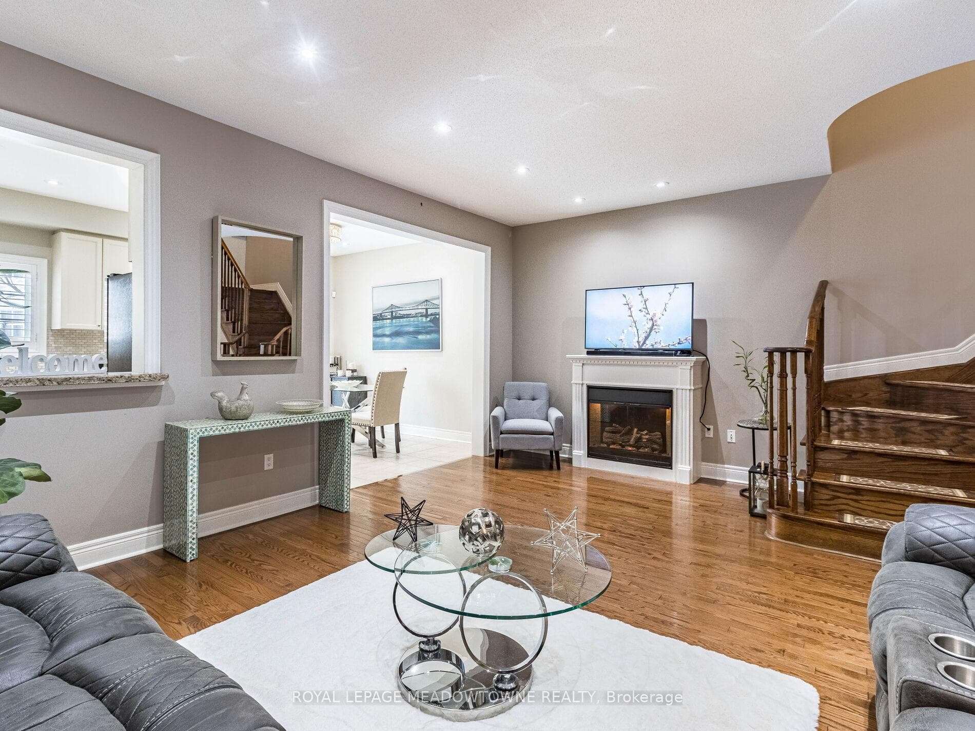 Dining/Living Room