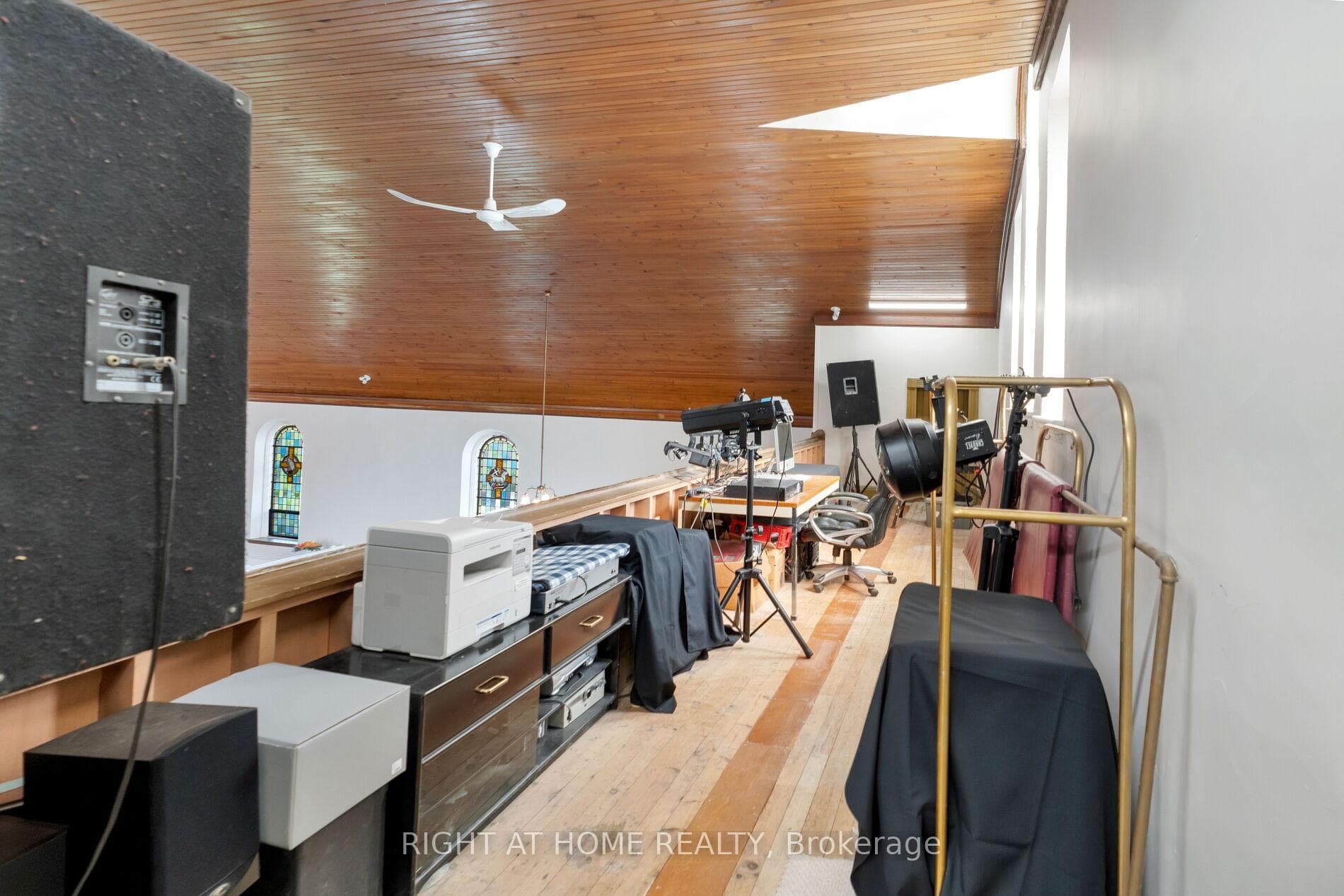 19 Albert Street photo 19