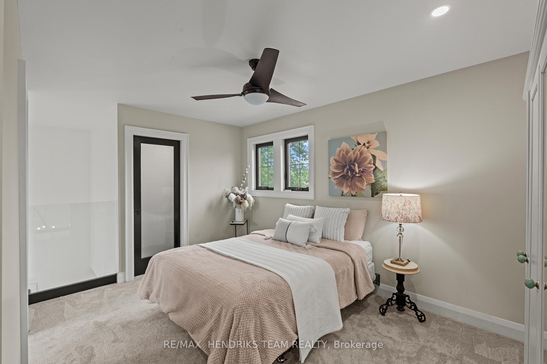 8 Stanmary Drive photo 23