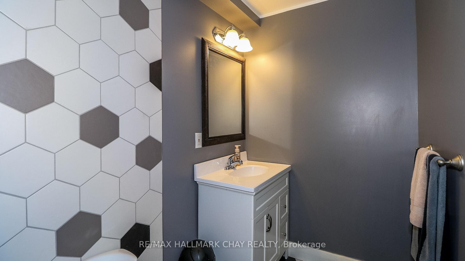 17 Bowman Avenue photo 43