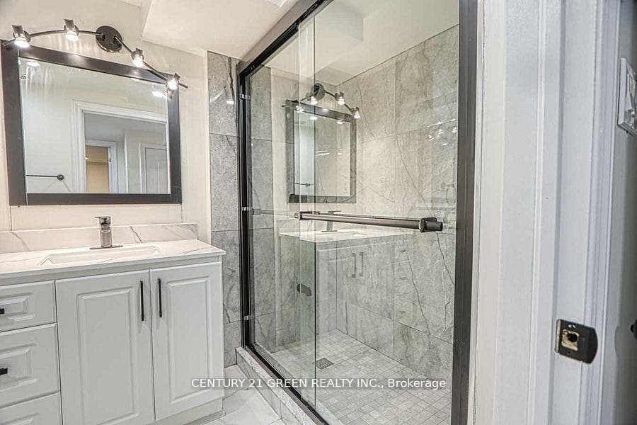 164 Gardiner Drive photo 21