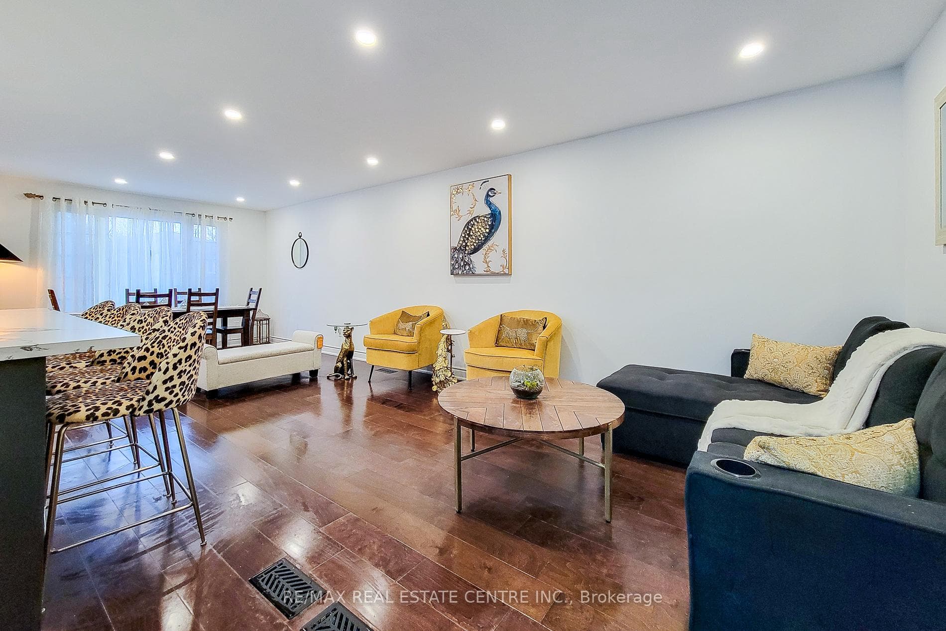297 Magnolia Drive photo 14