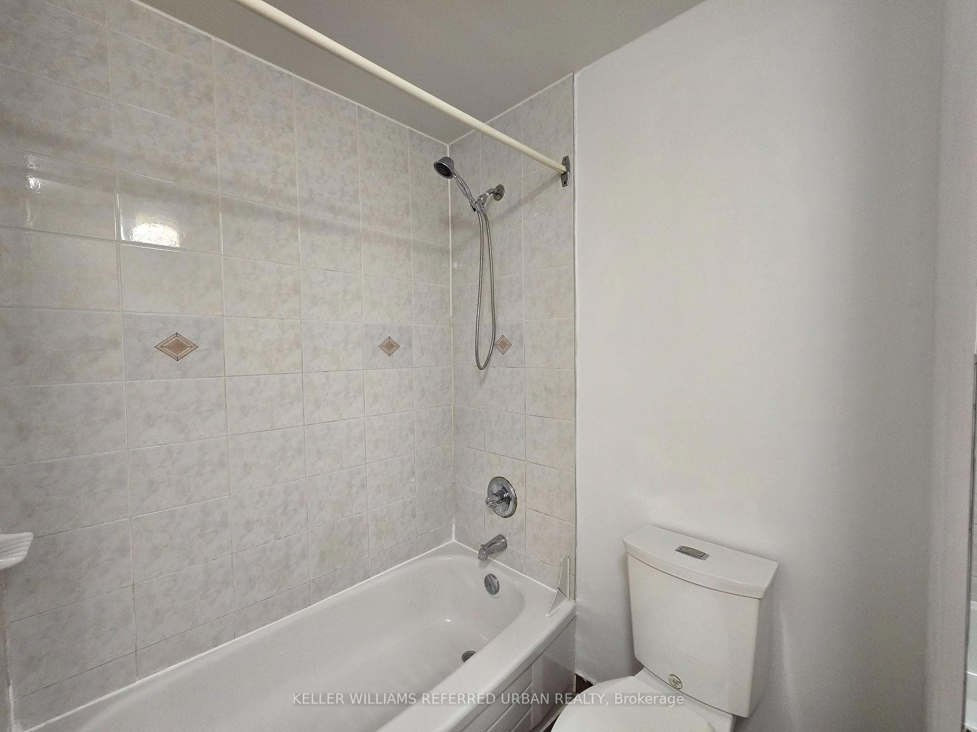 7 King Street Unit 1610 photo 9