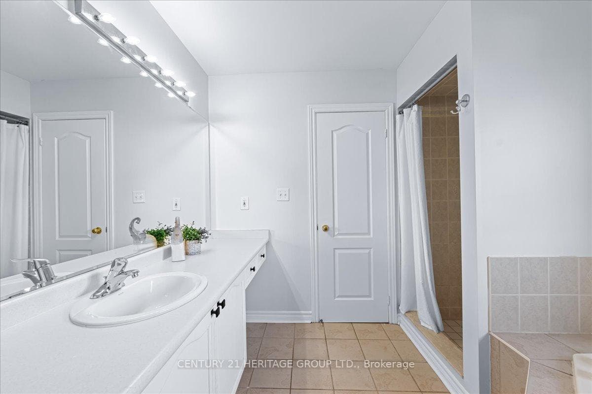 247 Conover Avenue photo 19