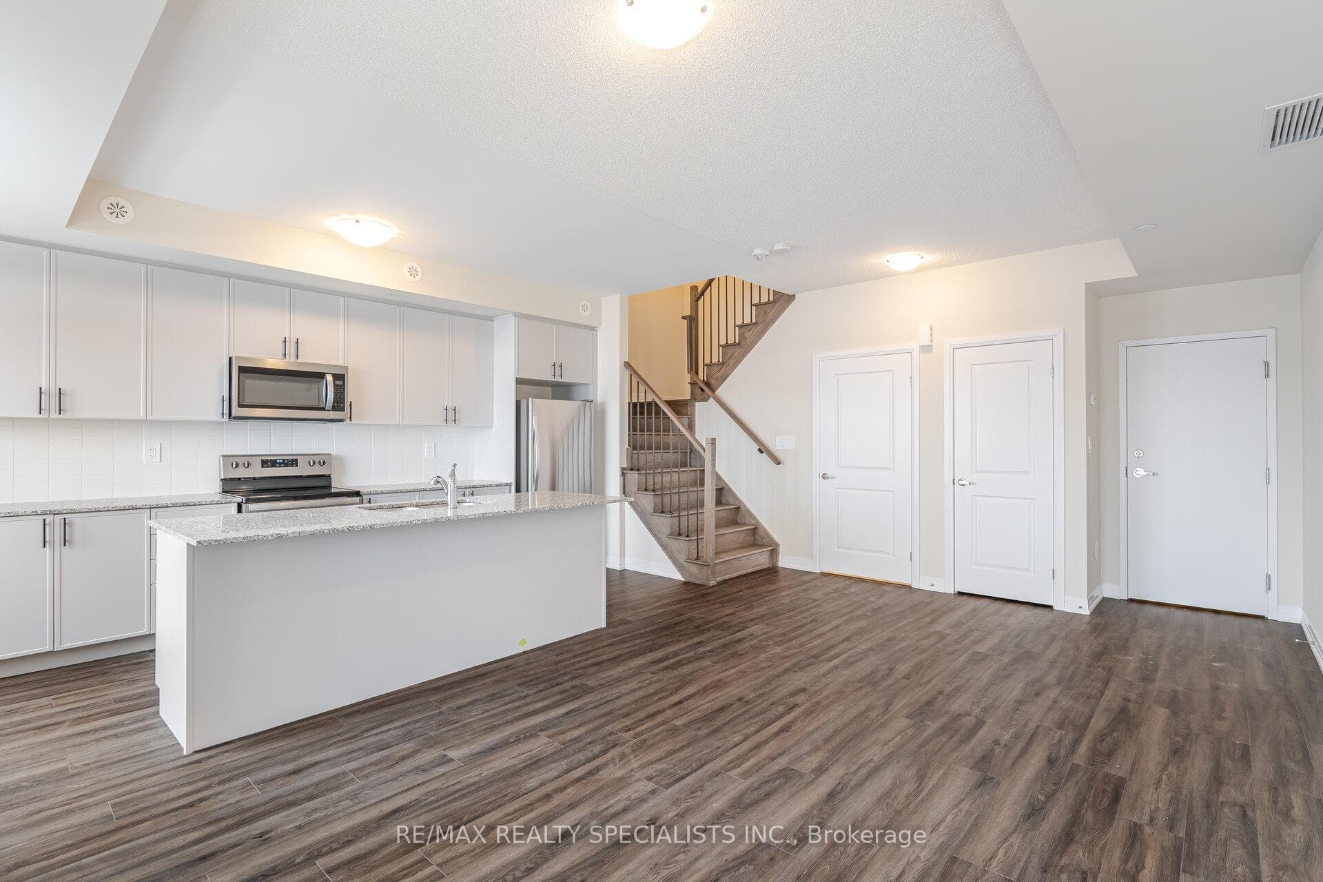 1581 Rose Way Unit 116 photo 12
