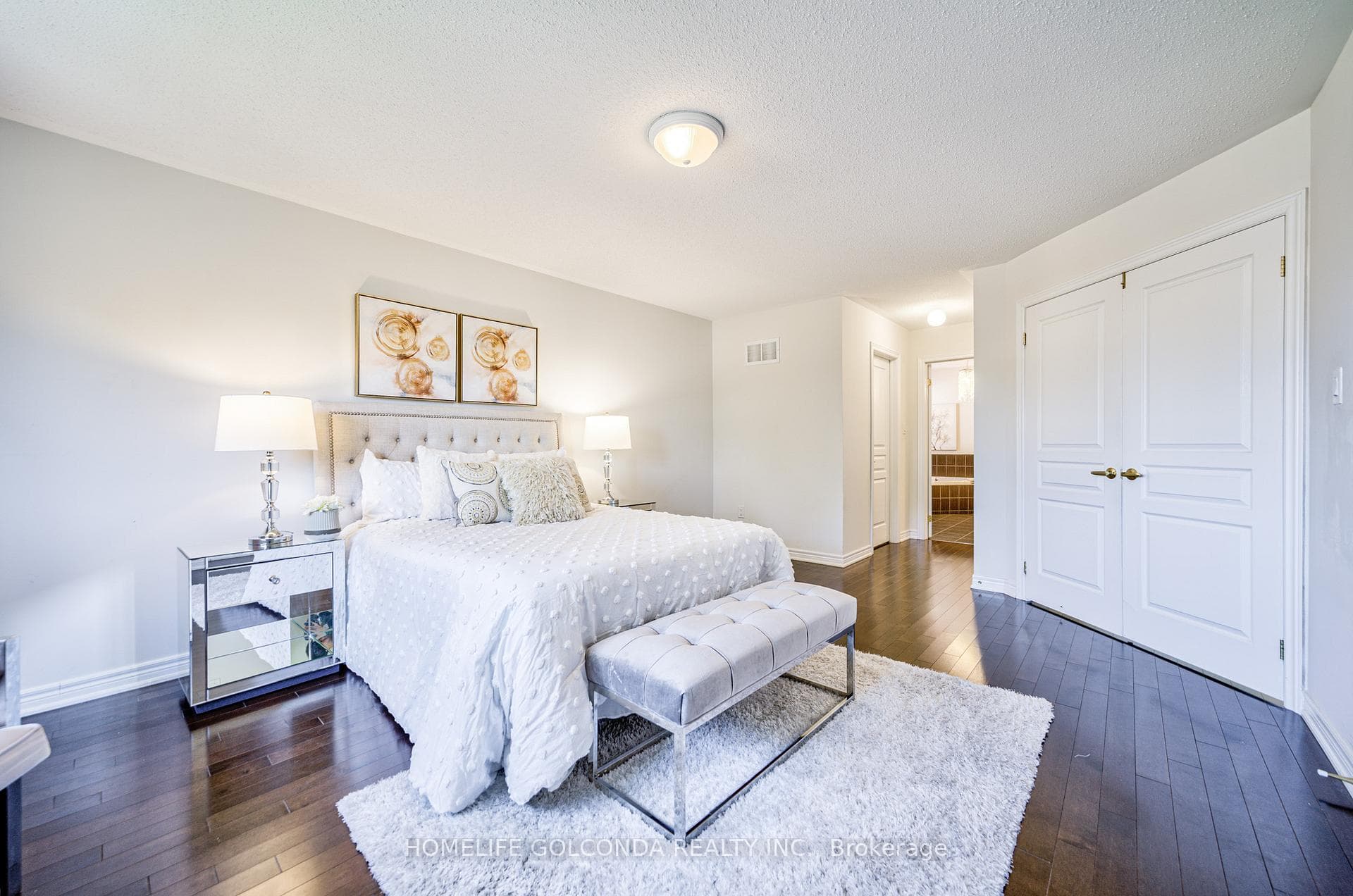 42 pagnello Crescent photo 18