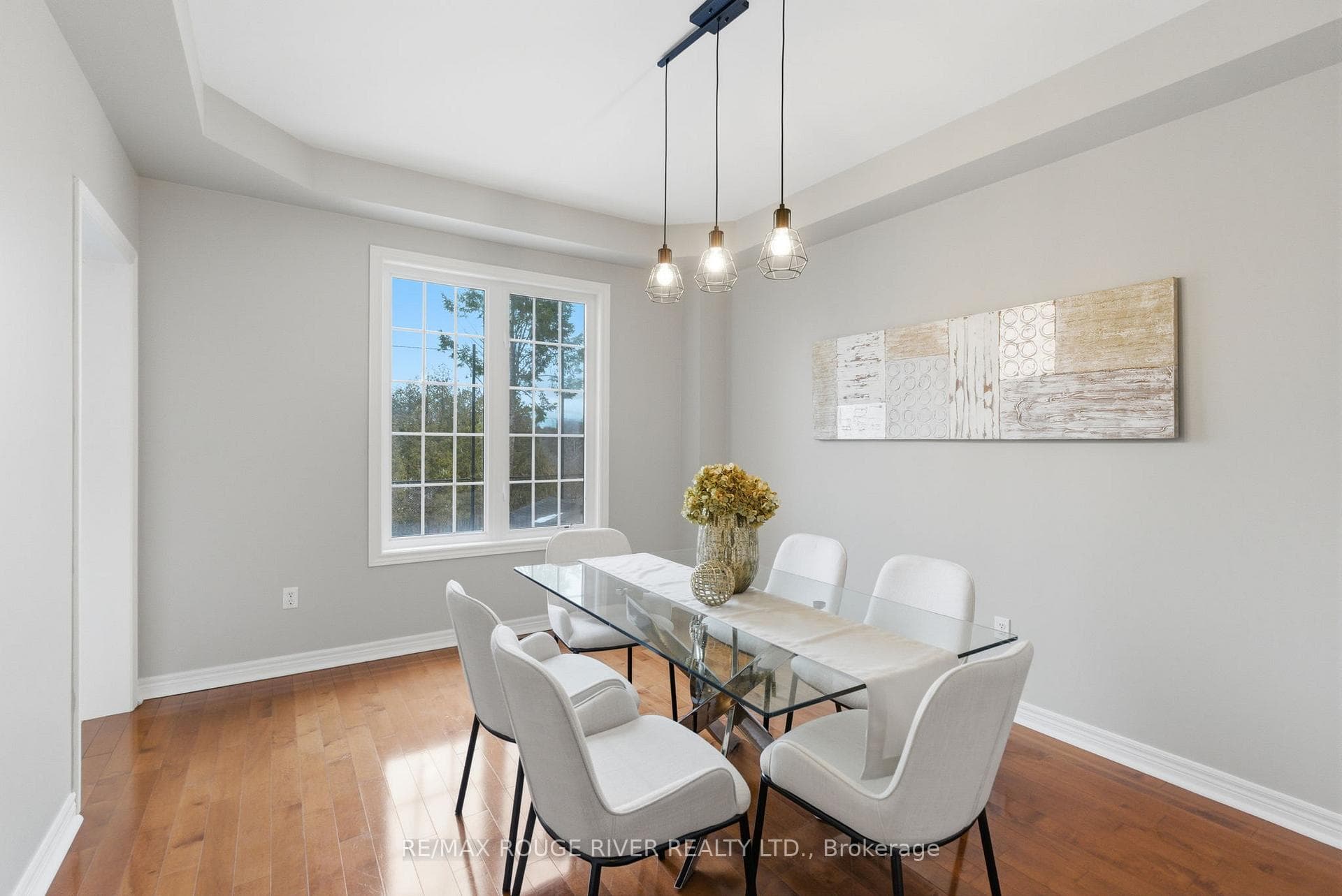 49 Helston Crescent photo 14