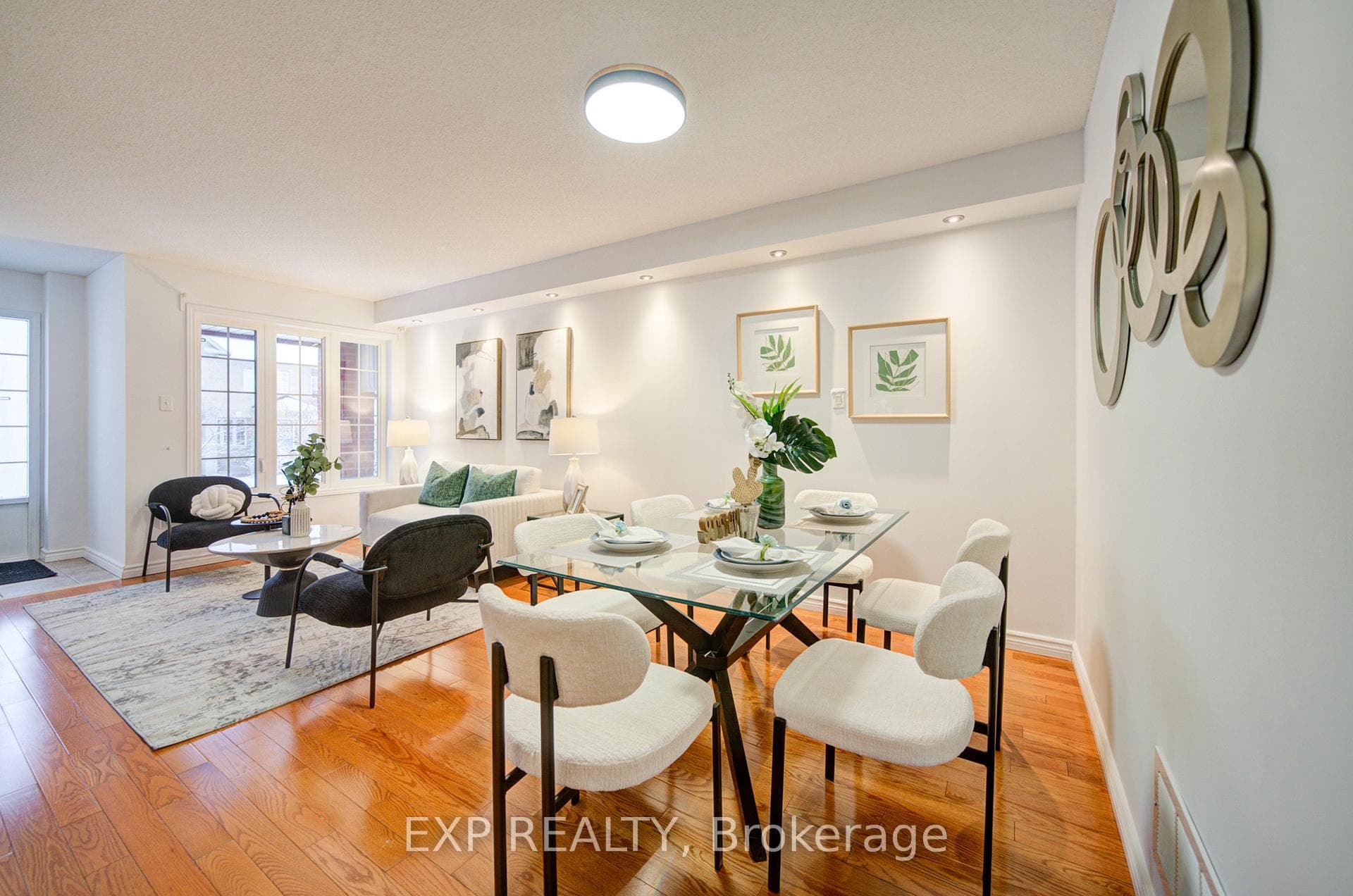 21 Westcliffe Crescent photo 9