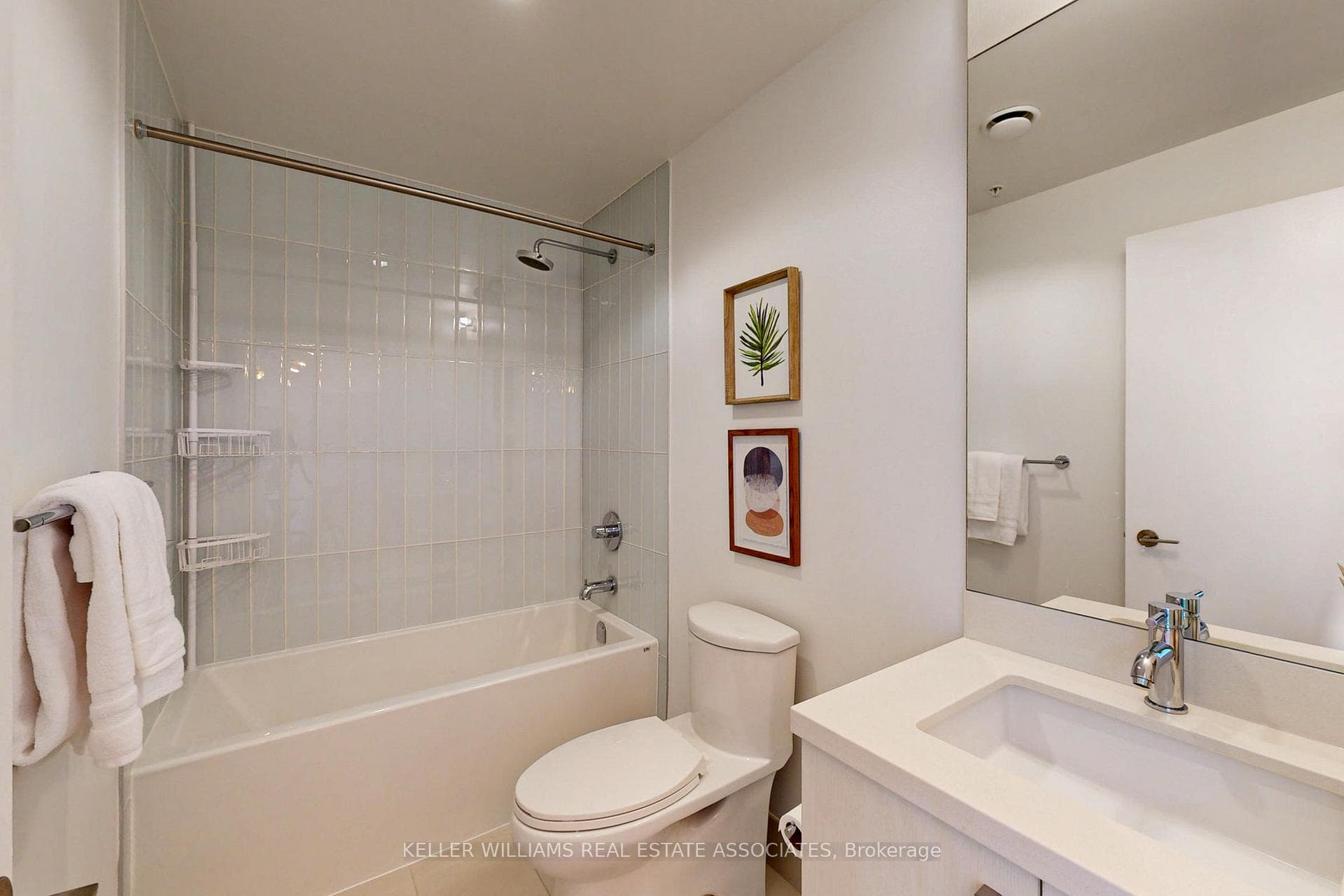 120 Bayview Avenue Unit N921 photo 17