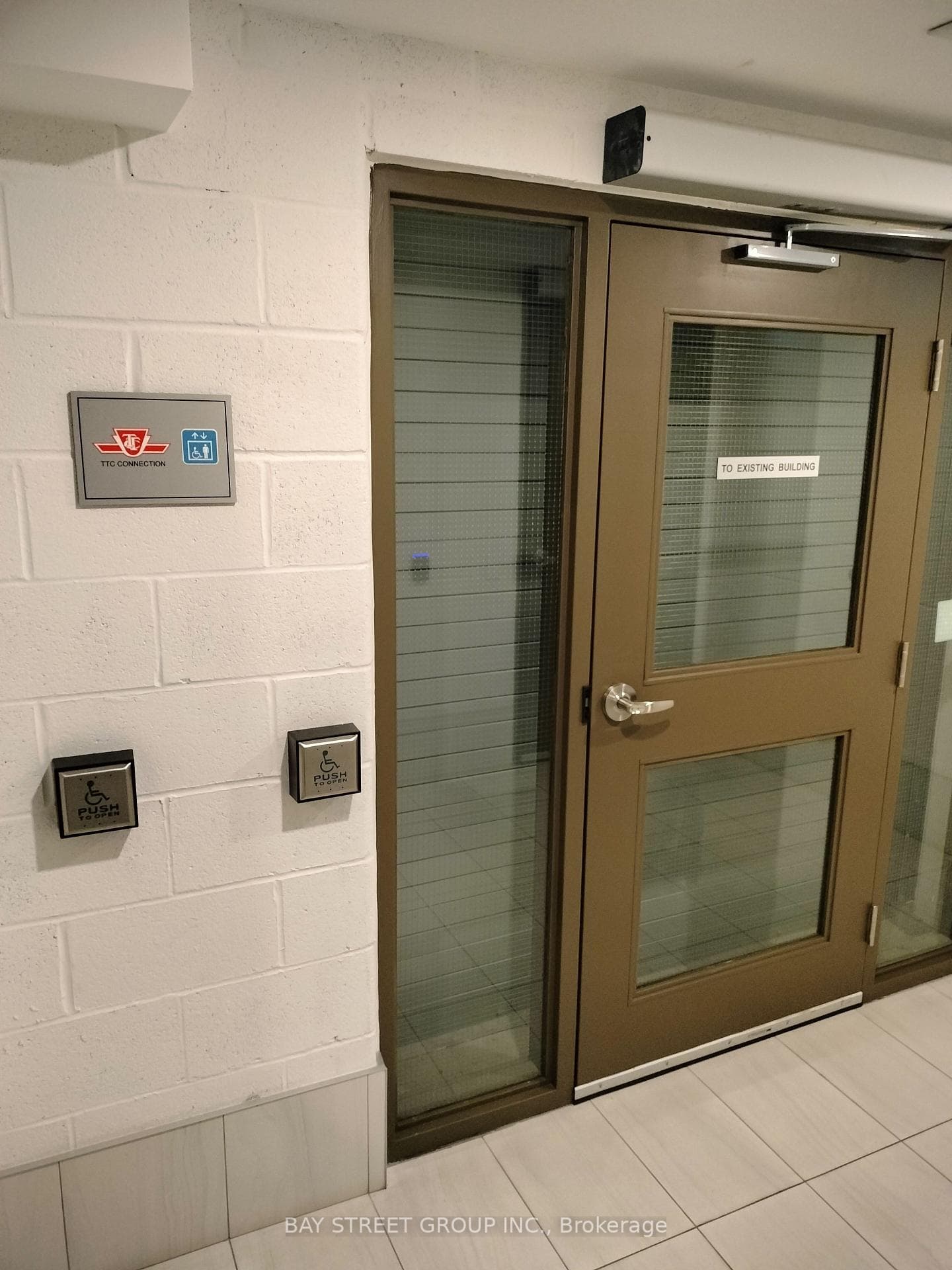 39 Roehampton Avenue Unit 2304 photo 48