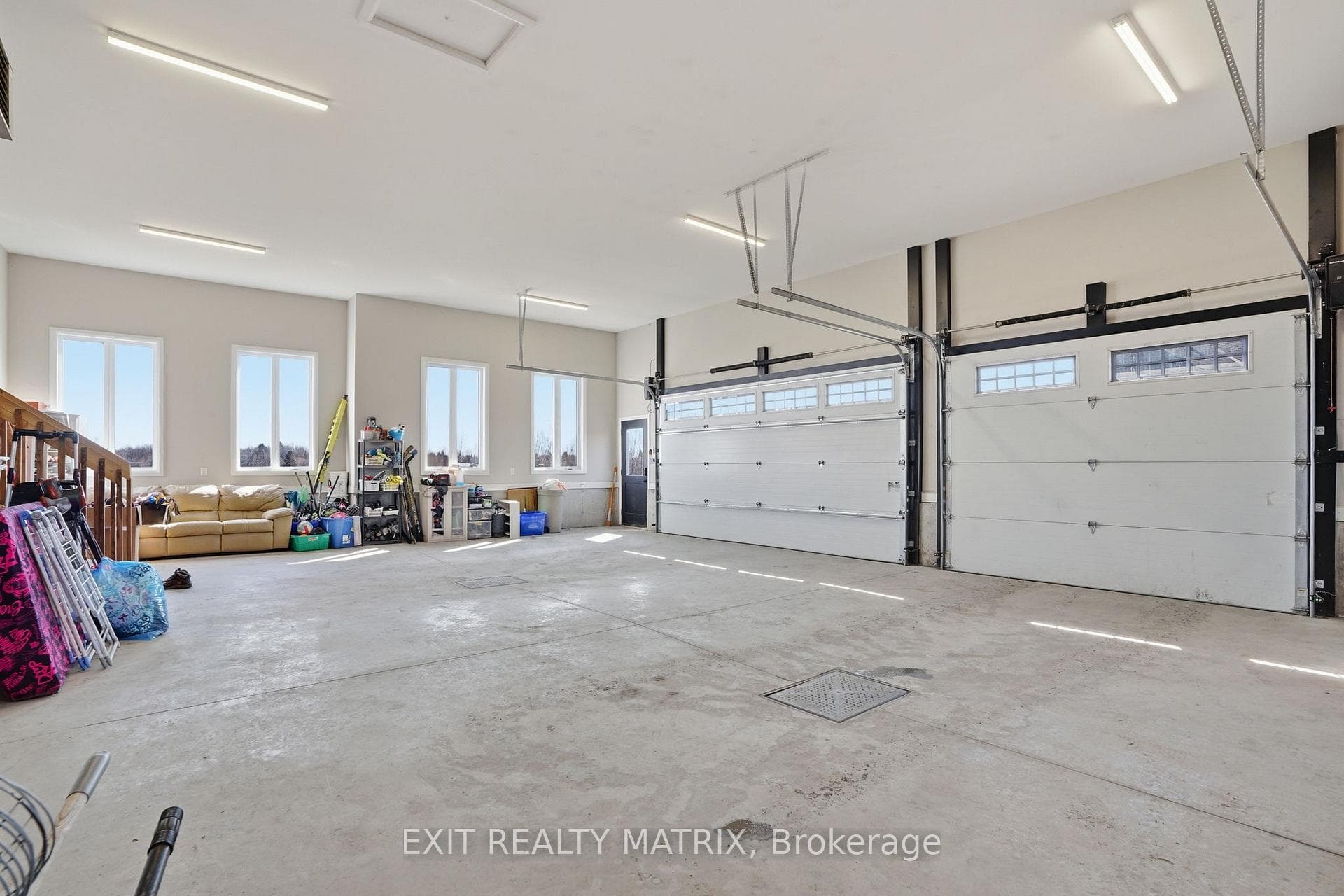 1584 Calypso Street photo 40