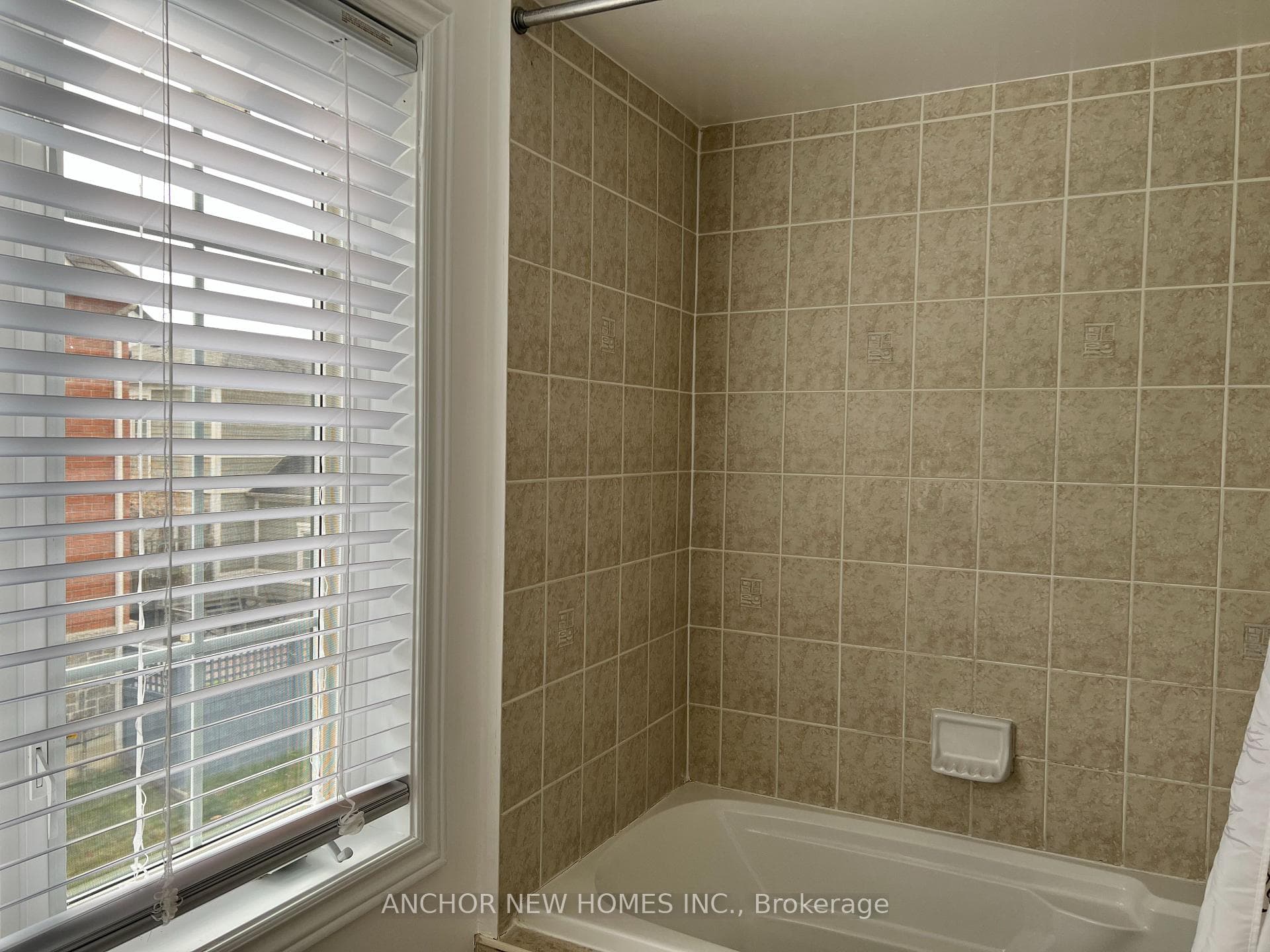 25 Northvale Road Unit (Coach House) photo 14