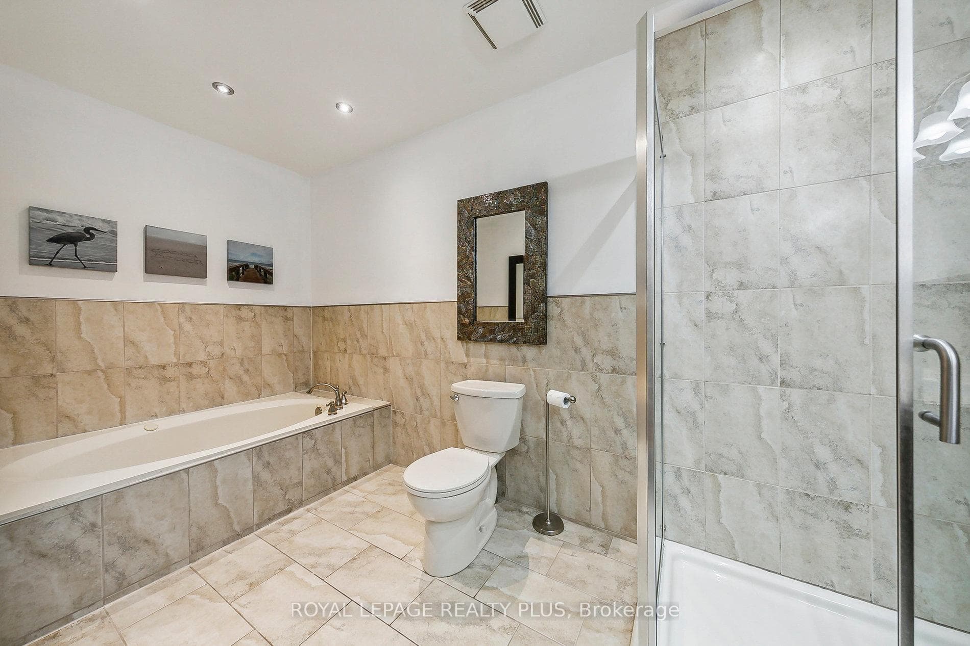 5662 Glen Erin Drive Unit 60 photo 22