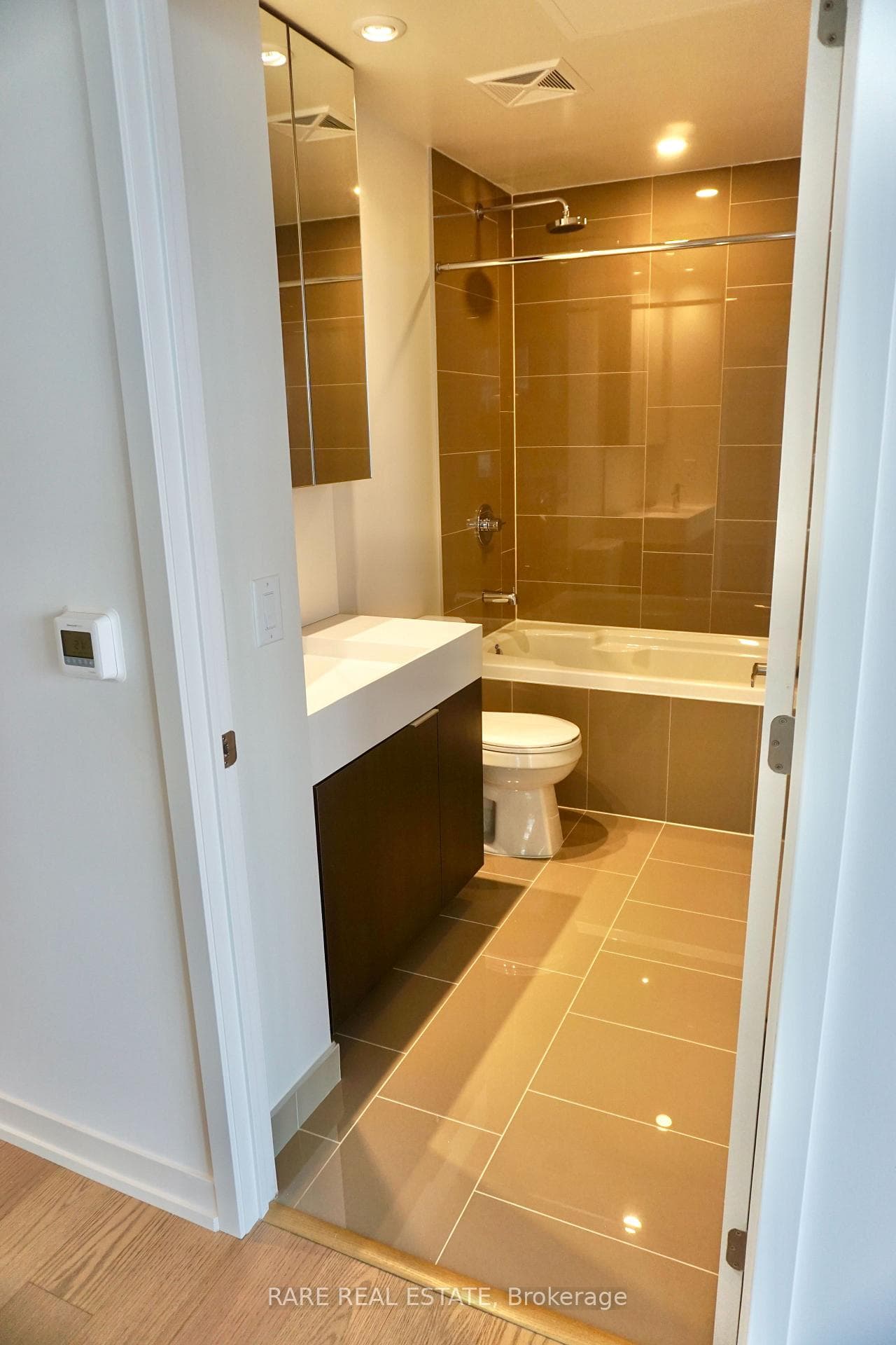 15 Lower Jarvis Street Unit 1412 photo 7