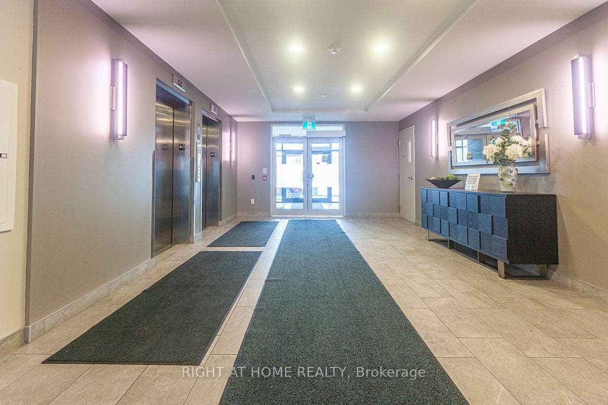 830 Megson Terrace Unit 321 photo 3
