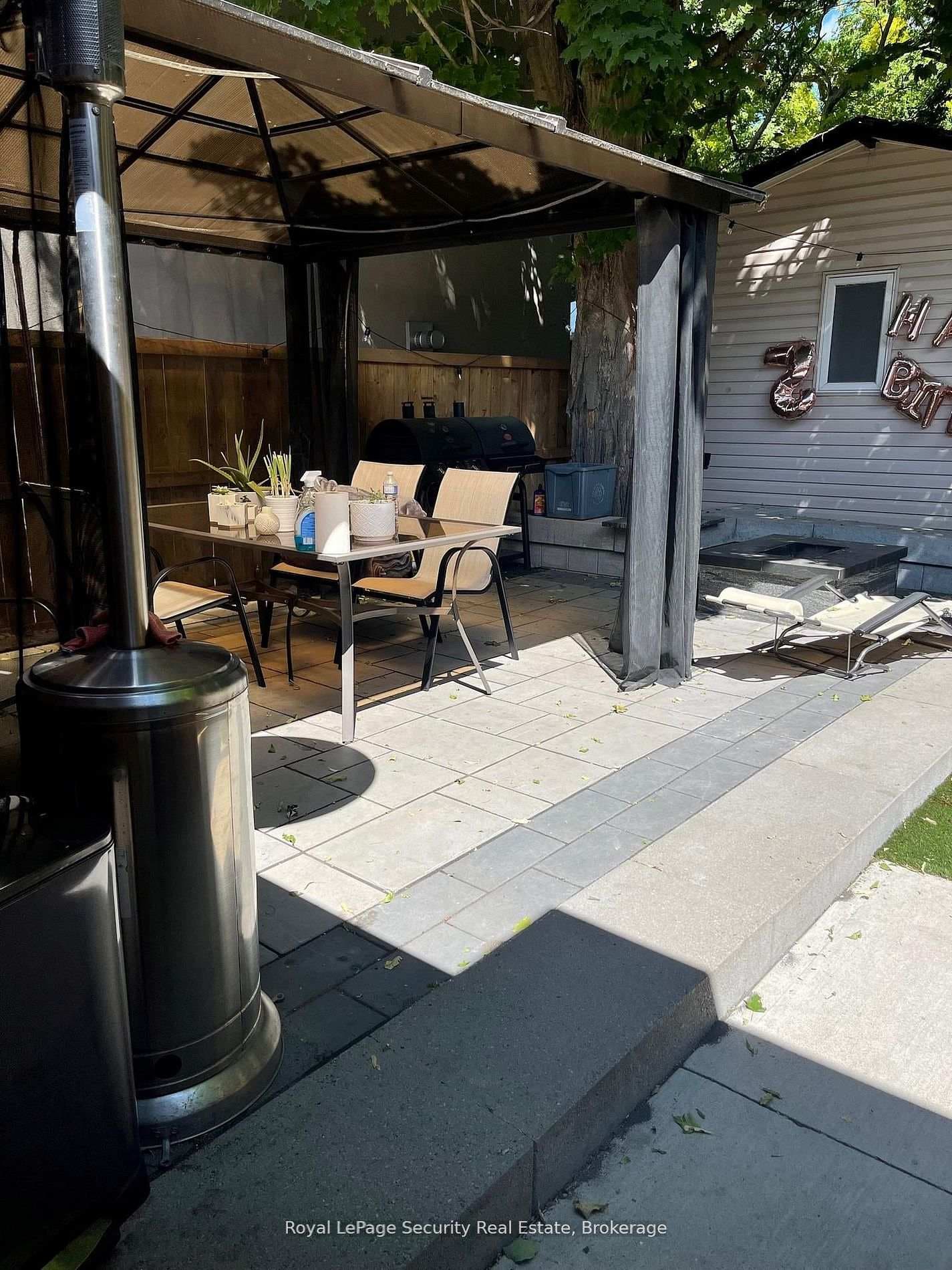 36 Noranda Drive Unit Upper photo 11