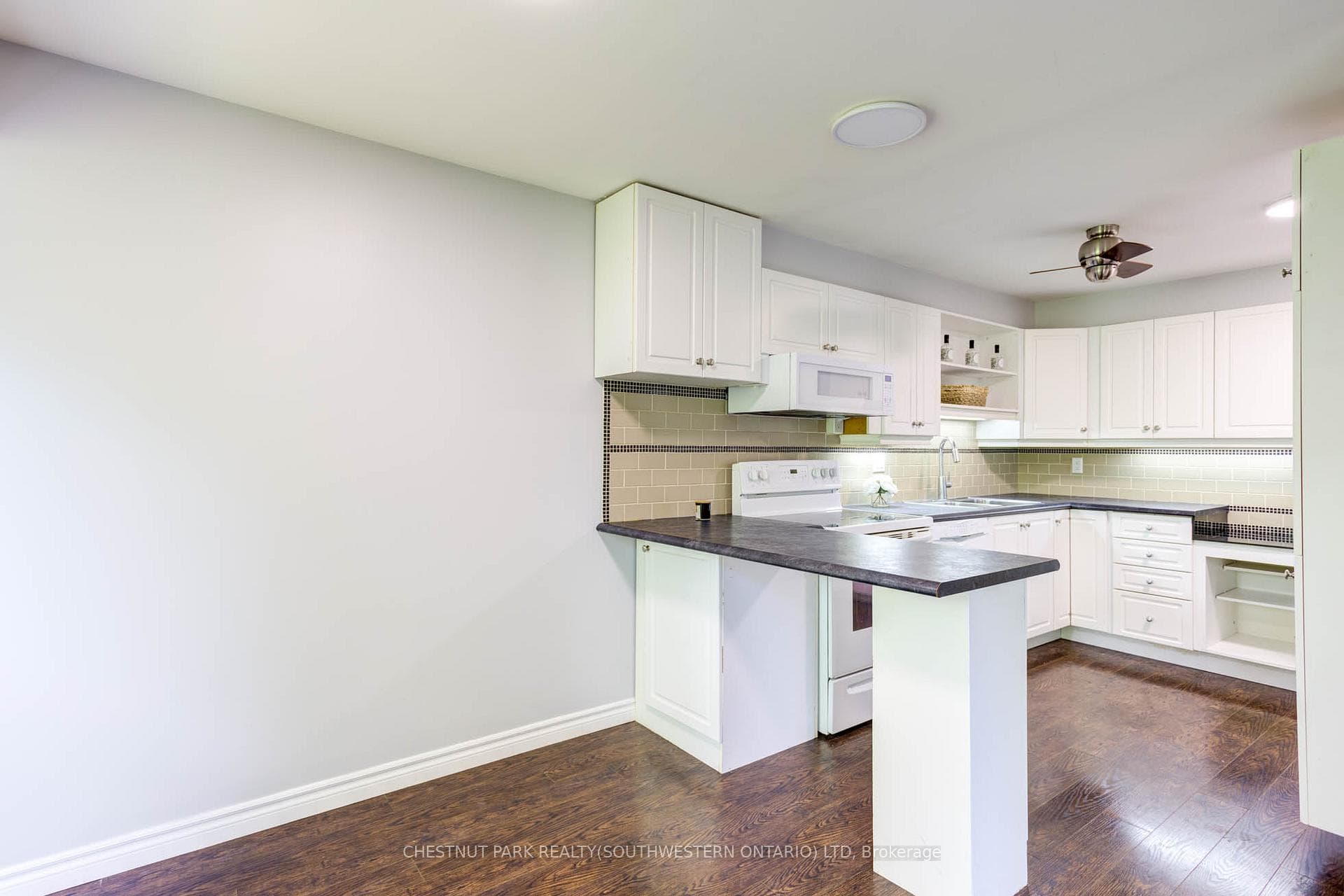 54 Green Valley Drive Unit 49 photo 11