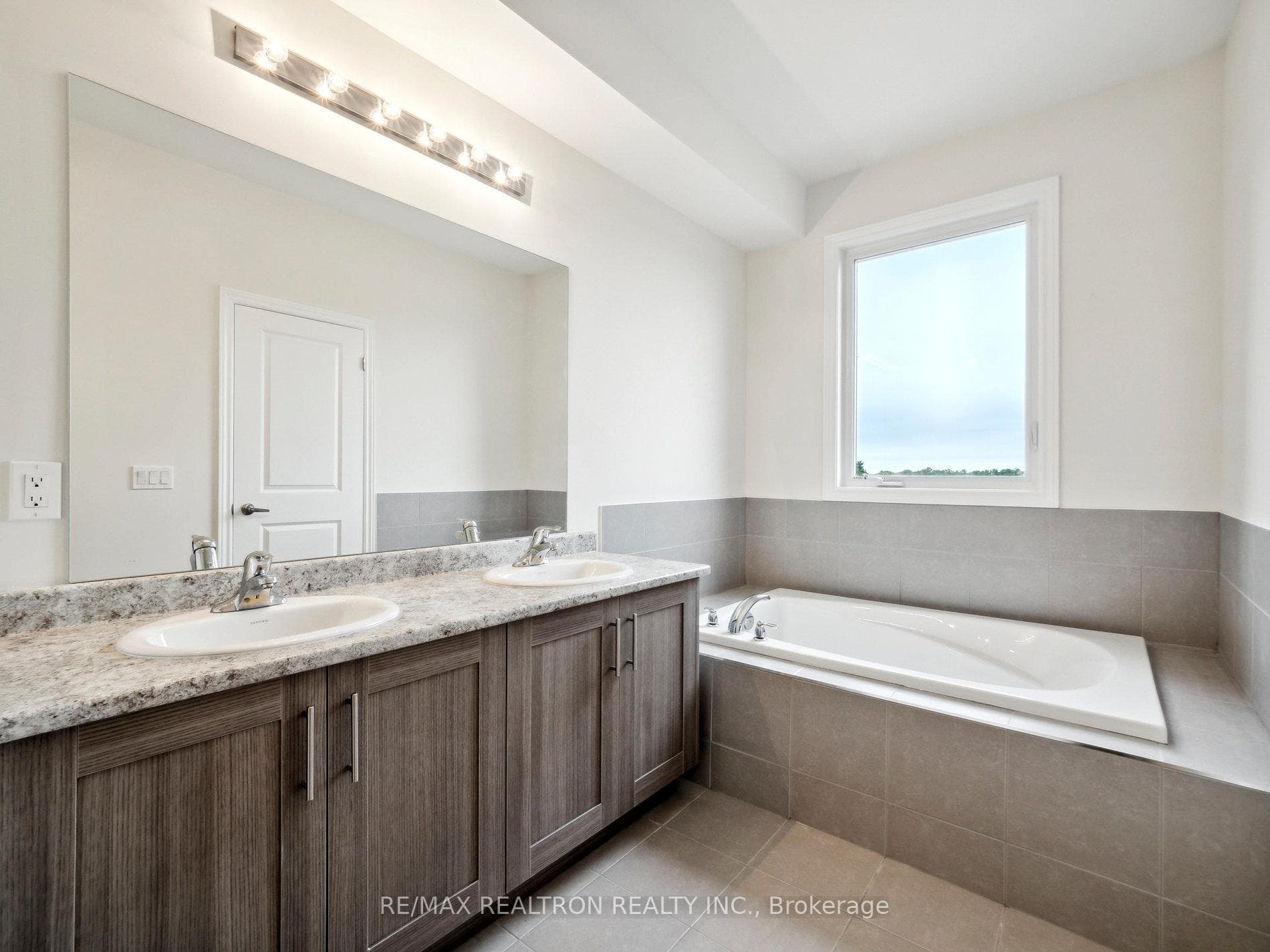 81 Puisaya Drive photo 21