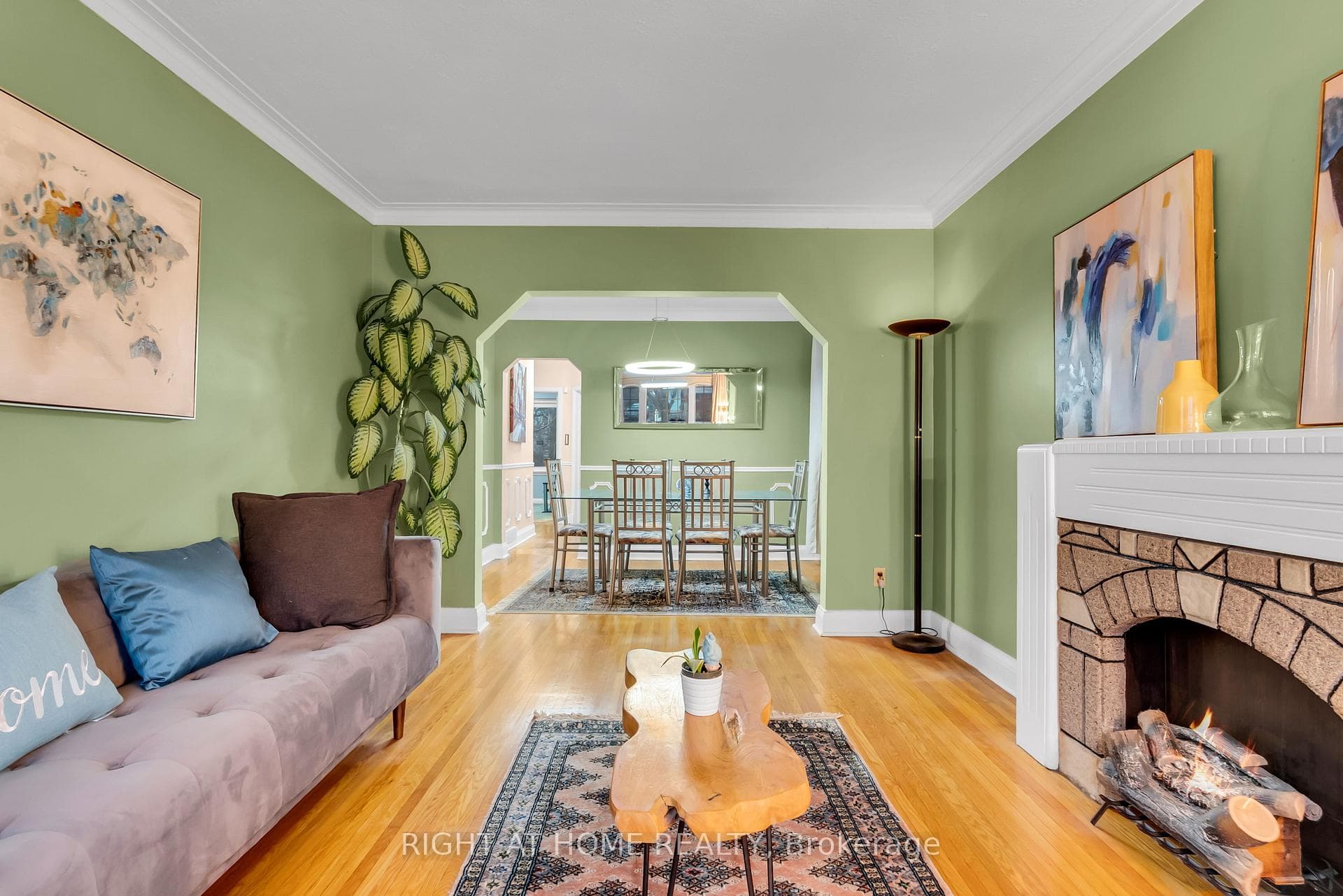 702 Pharmacy Avenue photo 14