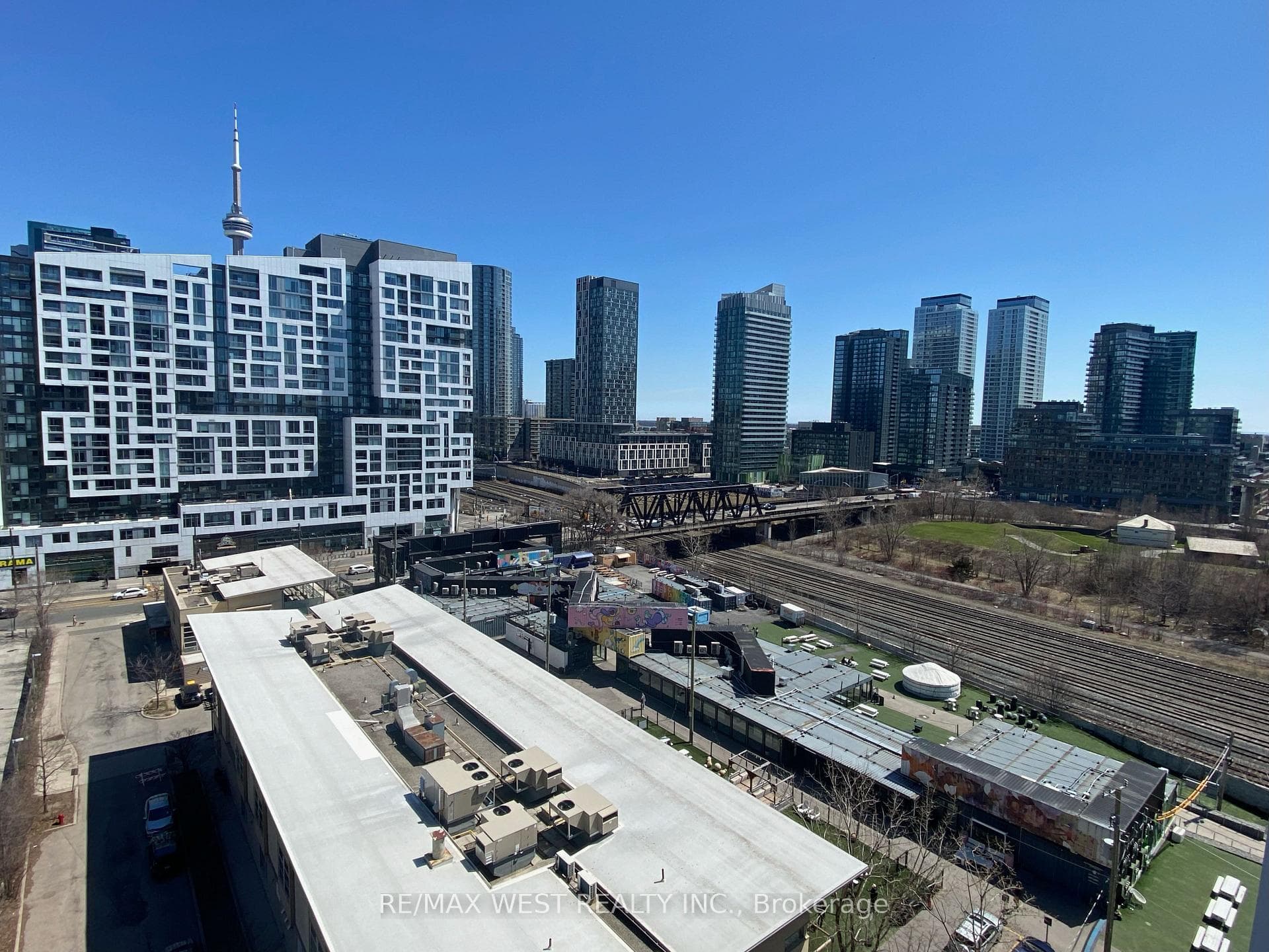 Unobstructed View - STAKT Market