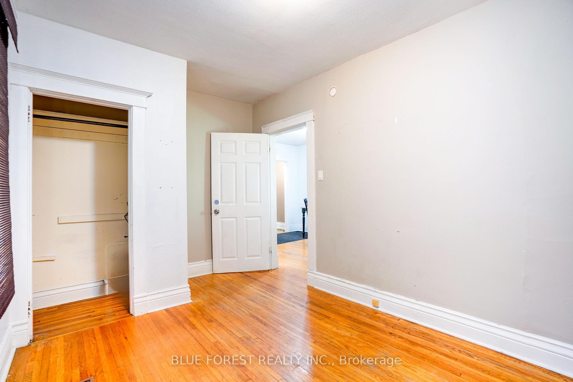 236 Bernard Avenue photo 17