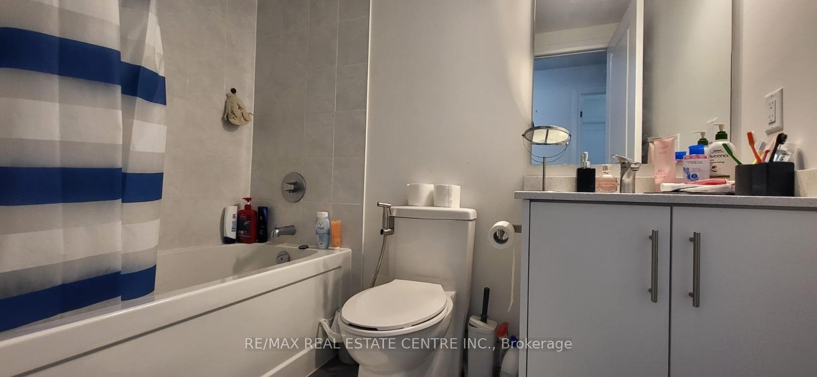 75 Attmar Drive Unit 142 photo 18