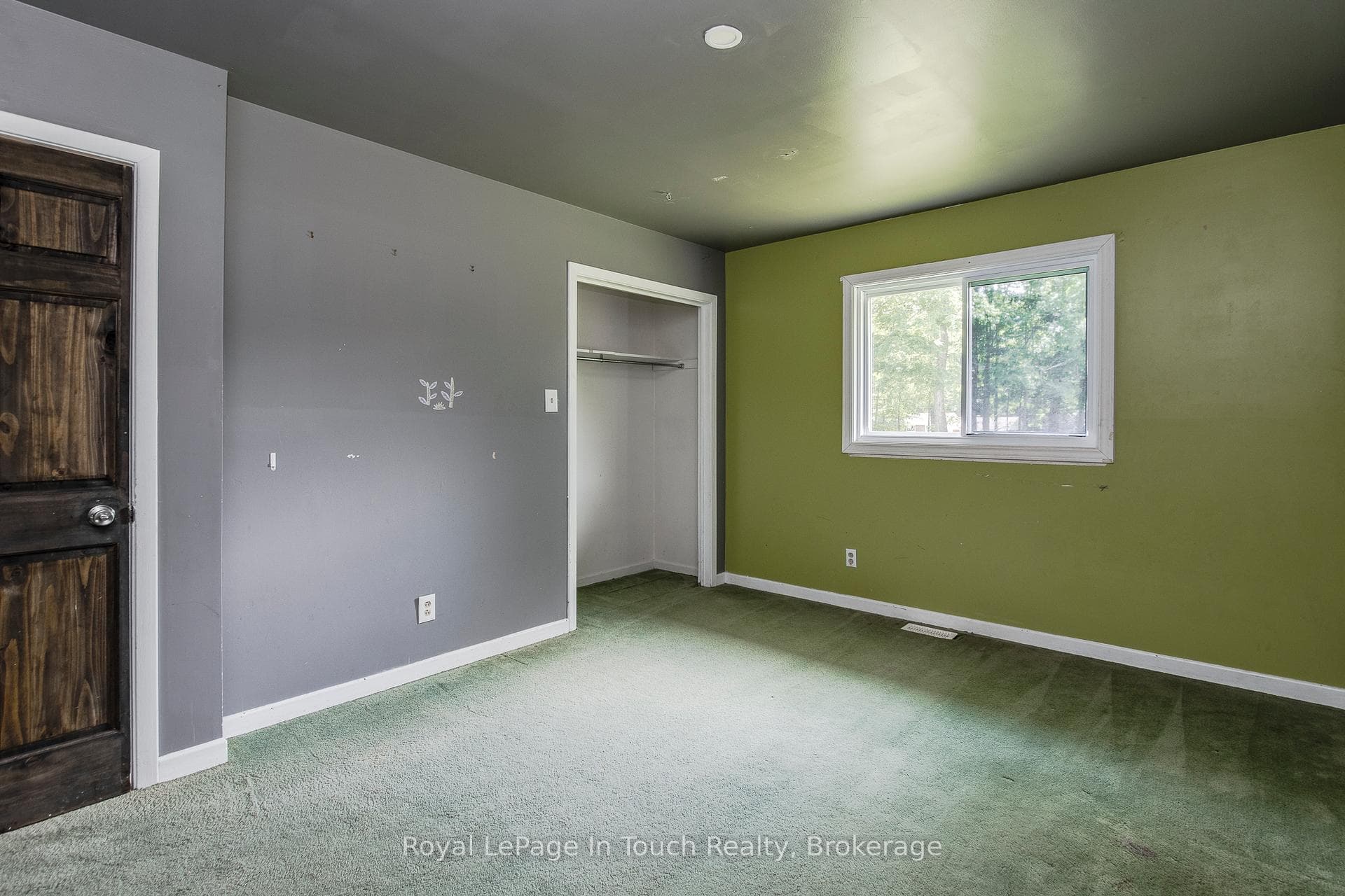 740 Balm Beach Road photo 23