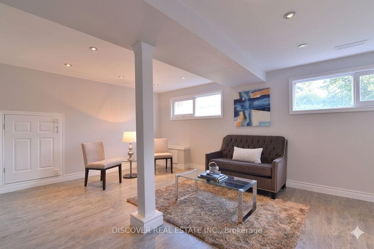 14 Donata Drive photo 24