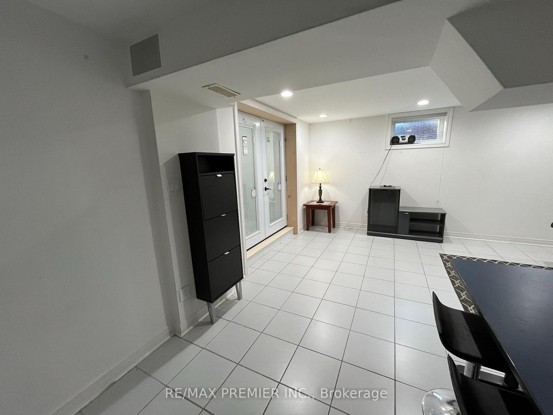 126 Pioneer Lane Unit BSMT photo 2