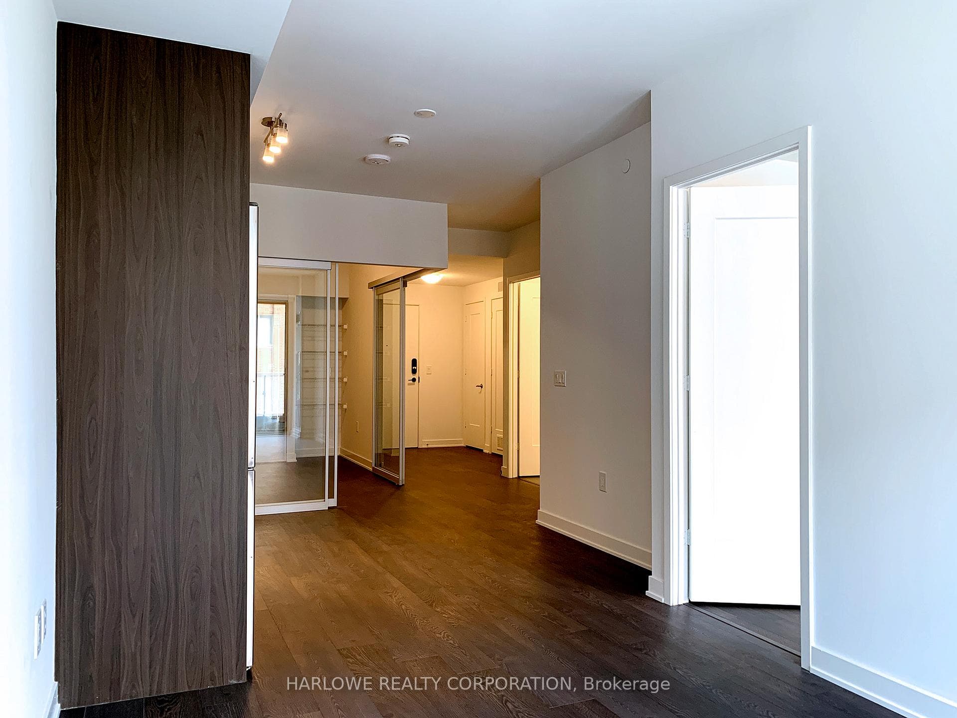 121 Lower Sherbourne Street Unit 366 SW photo 7