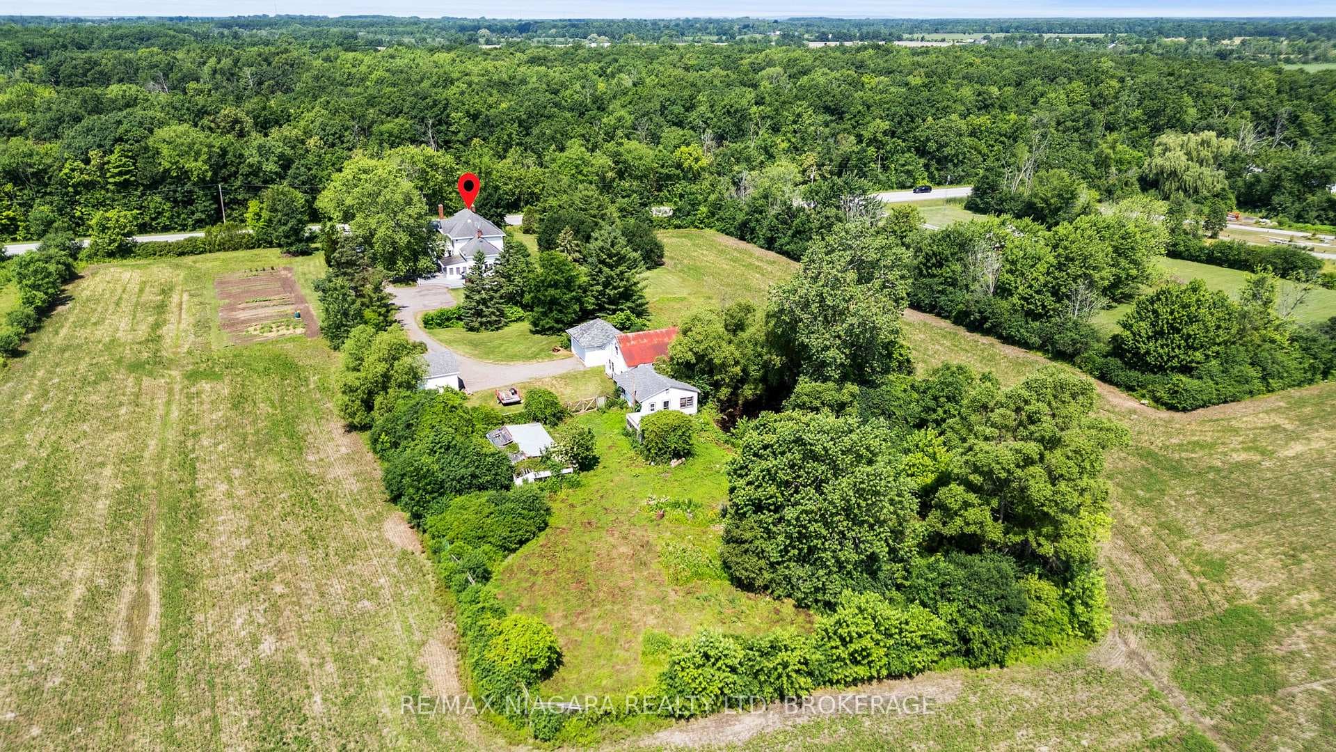 3362 Montrose Road photo 46