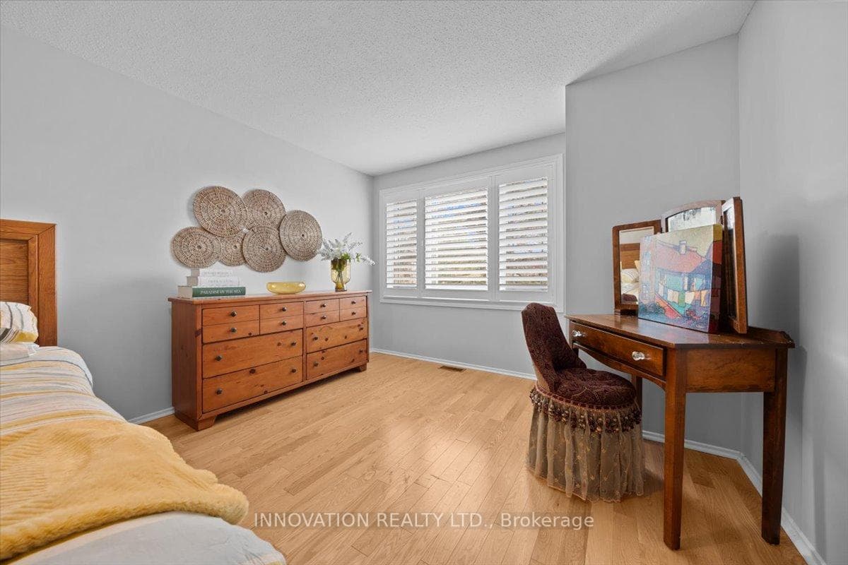 32 Weybridge Drive photo 23
