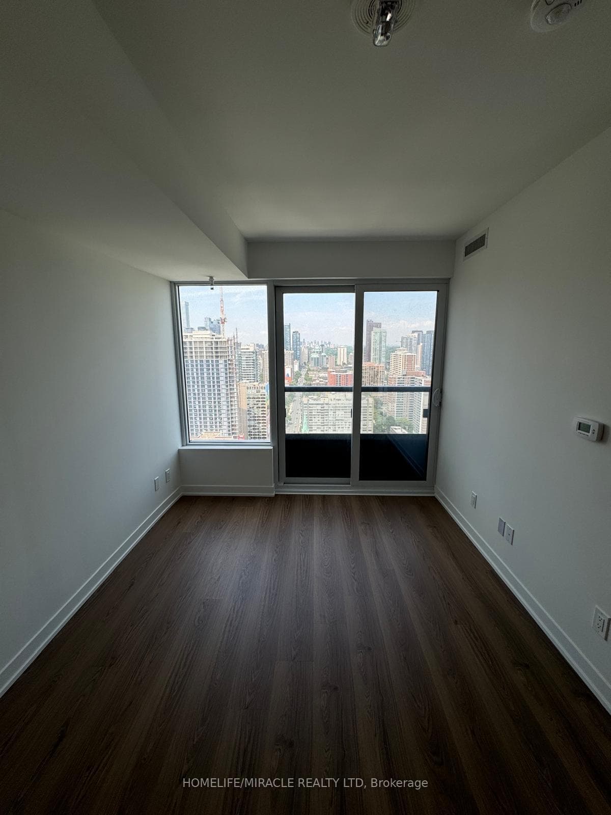 319 Jarvis Street Unit 3907 photo 6