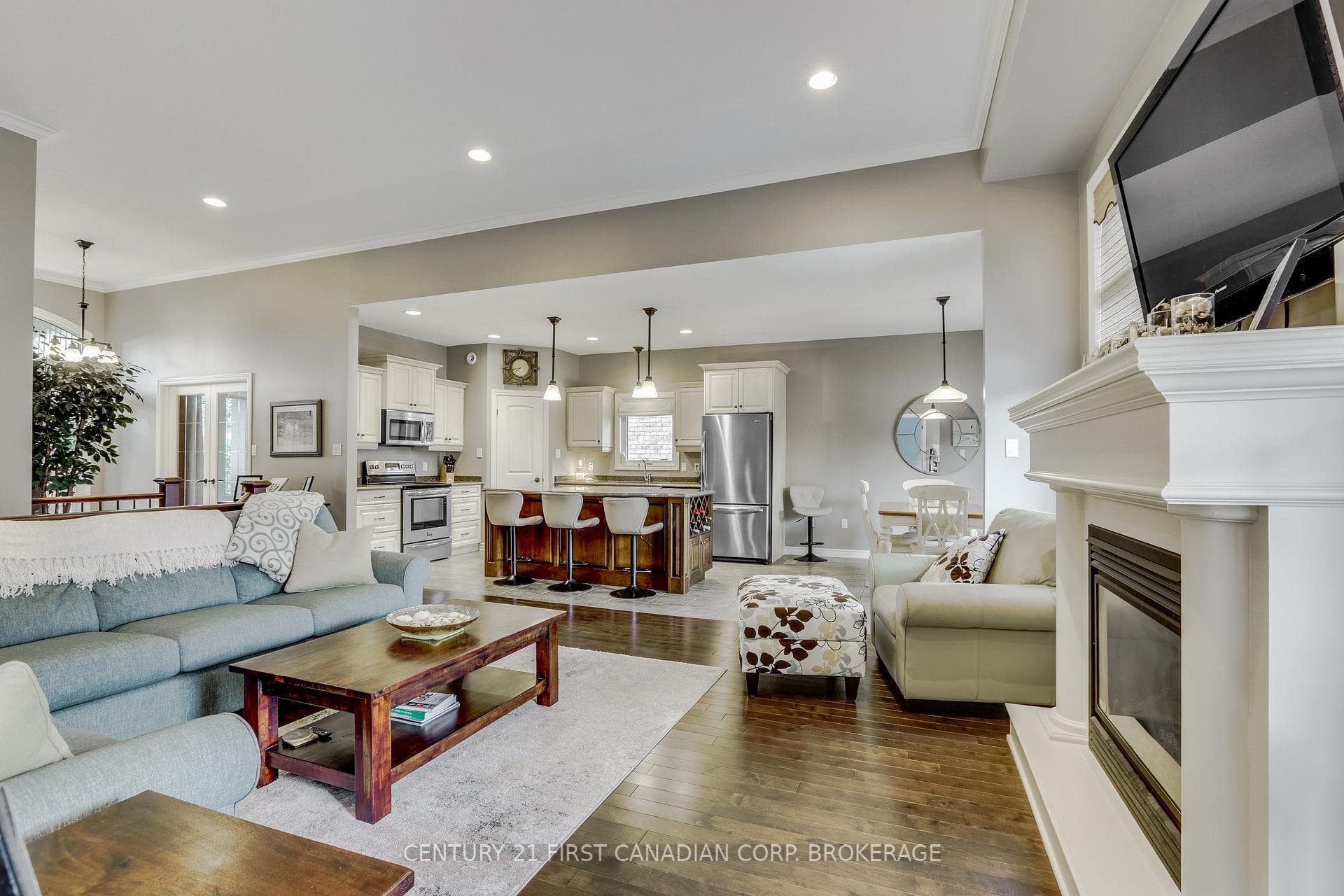 76 Sloan Drive photo 8