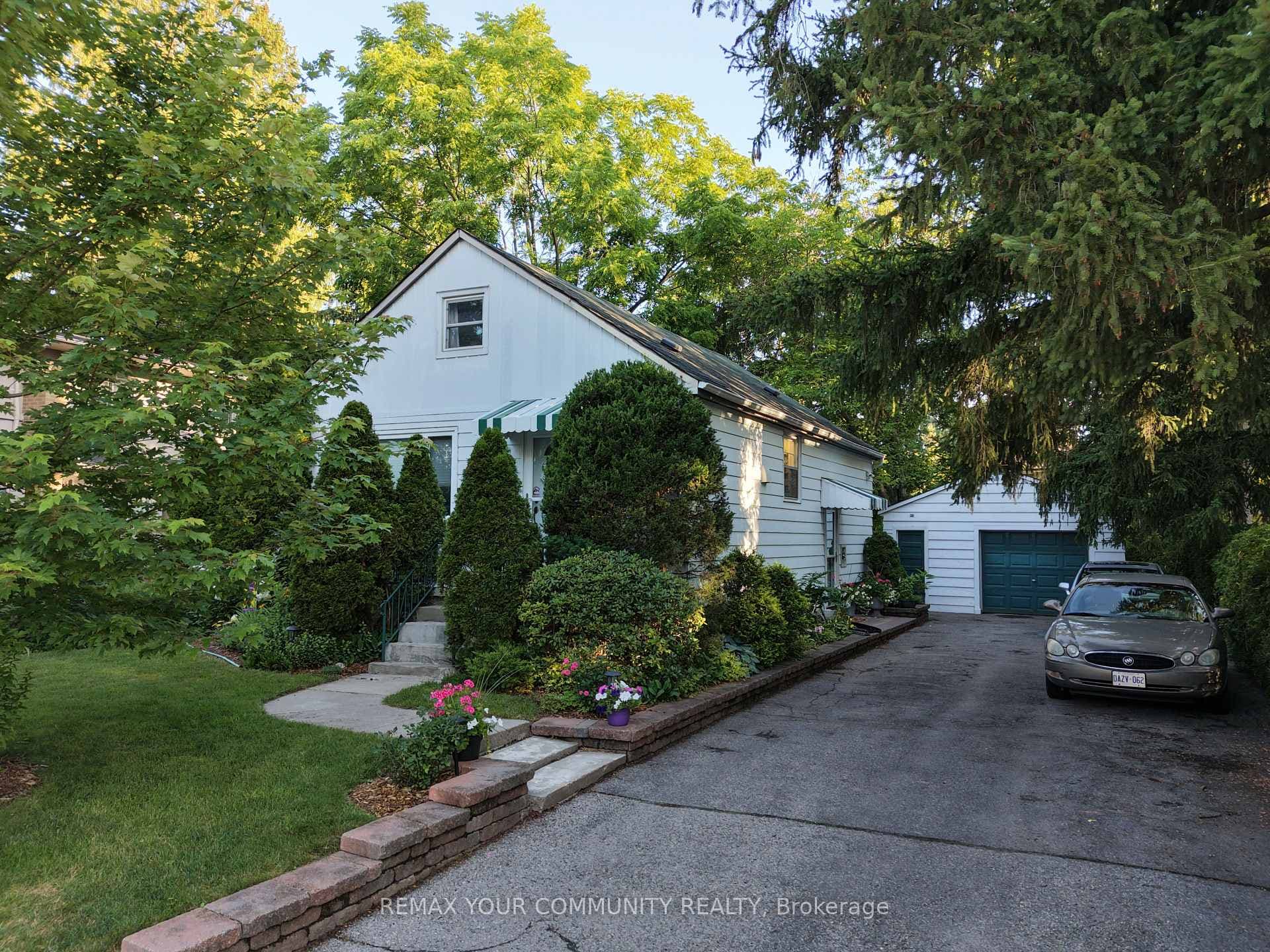 223 Richmond Street photo 1