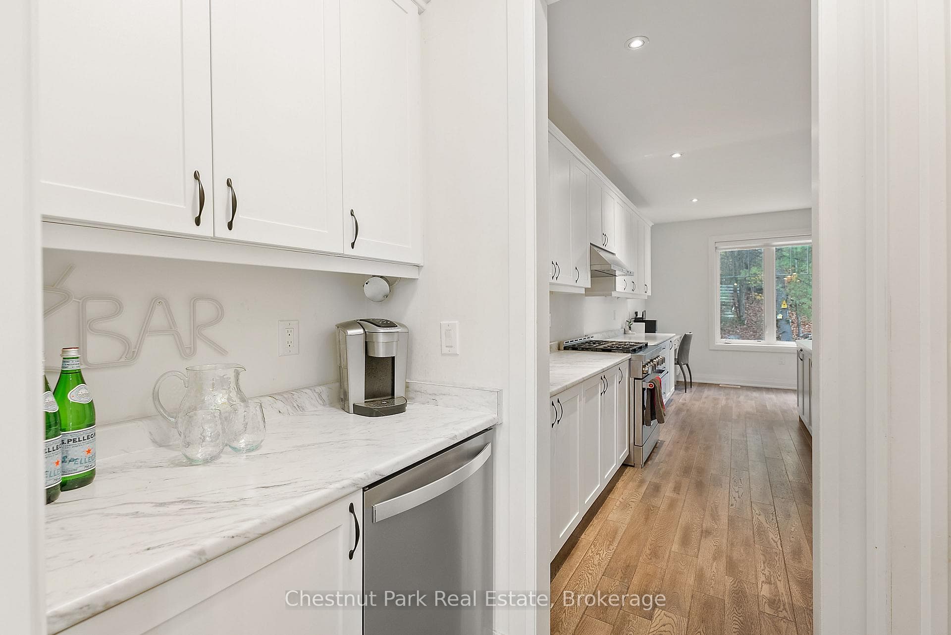 79 CHAMBERY Street photo 9