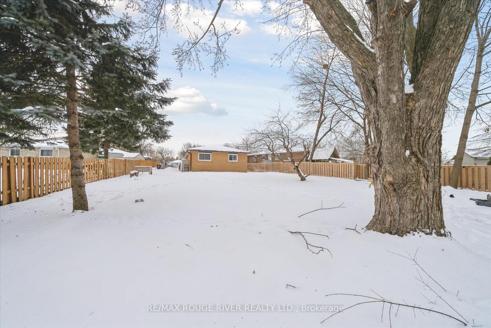 20 Lighthall Crescent photo 29